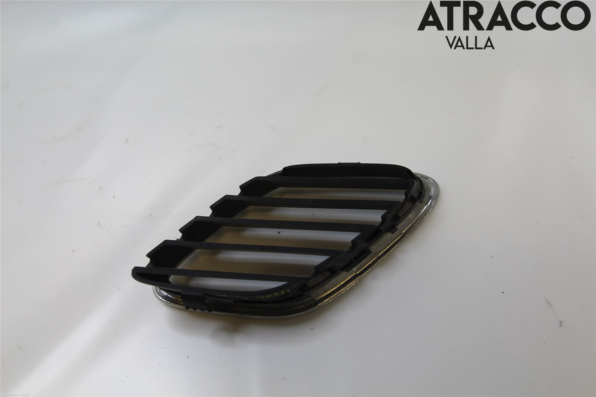 Saab 9-3 VER 2 Grilldel Höger