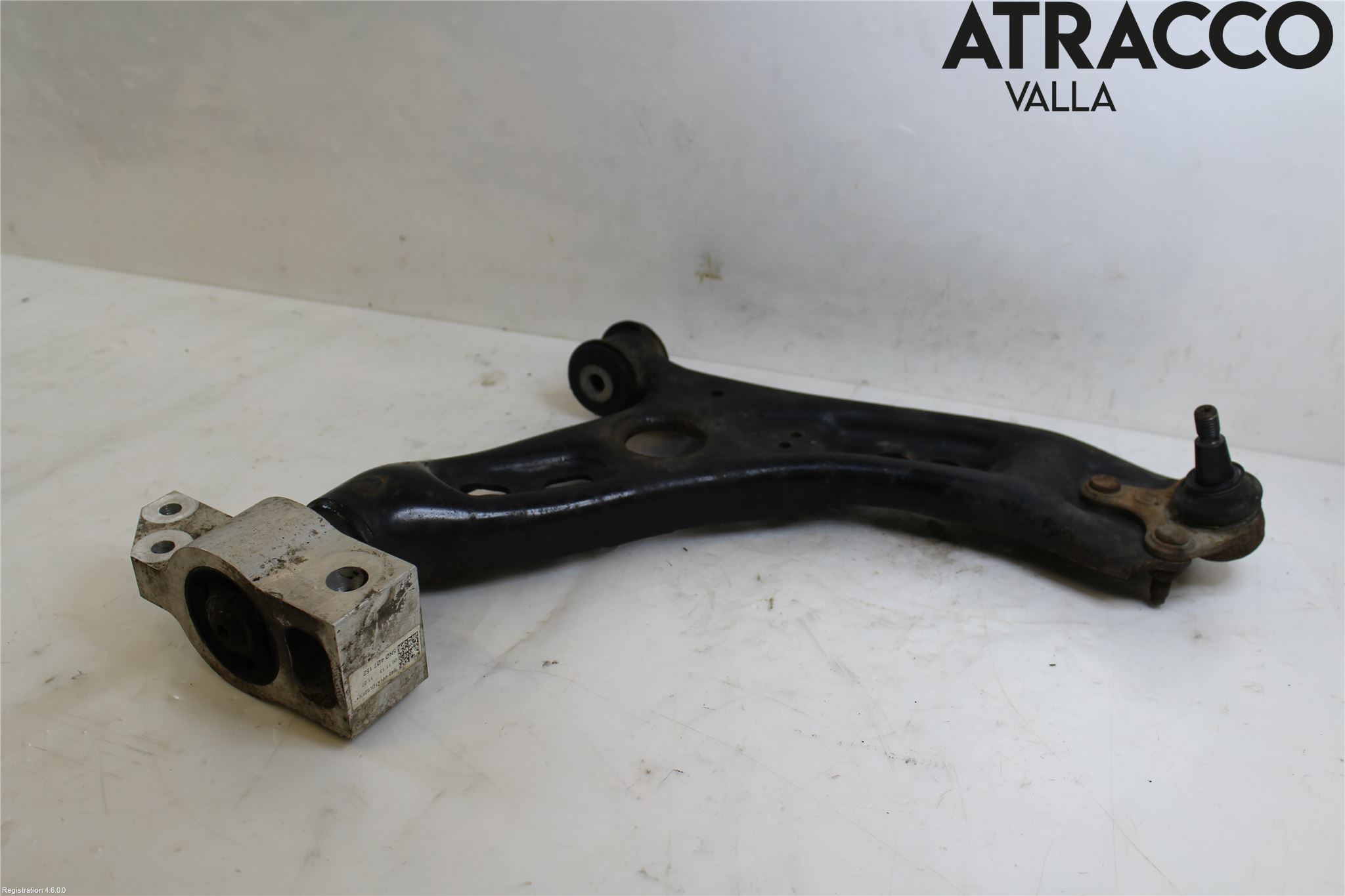 Volkswagen VW PASSAT 11-14 Bärarm Fram Undre Hö