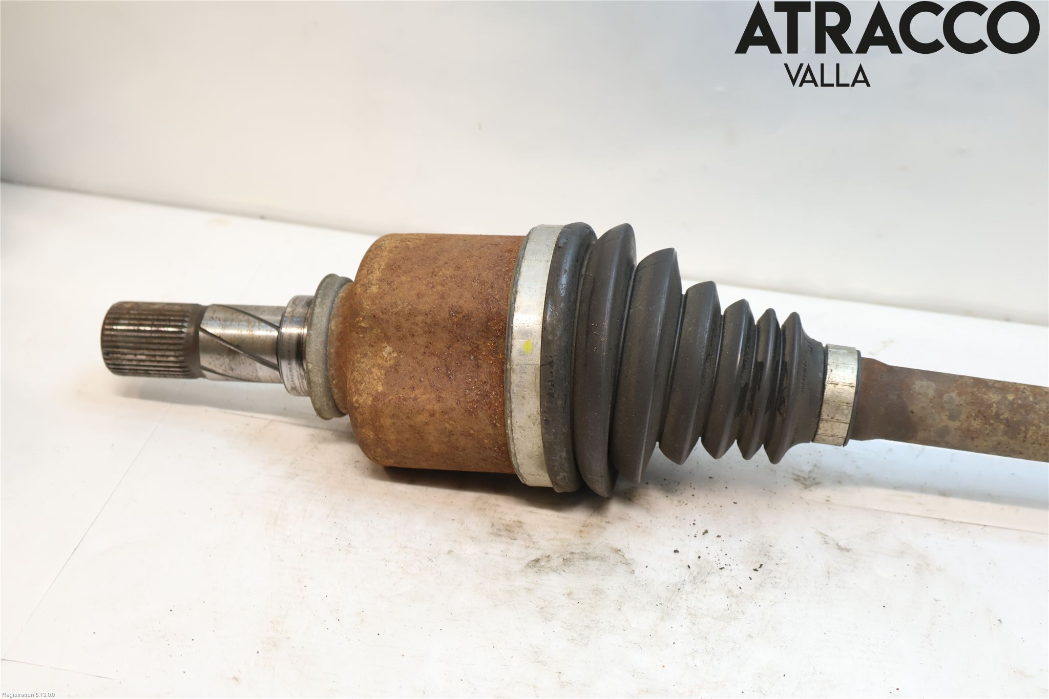 Renault TRAFIC/E-TECH 15- Drivaxel Fram Vänster