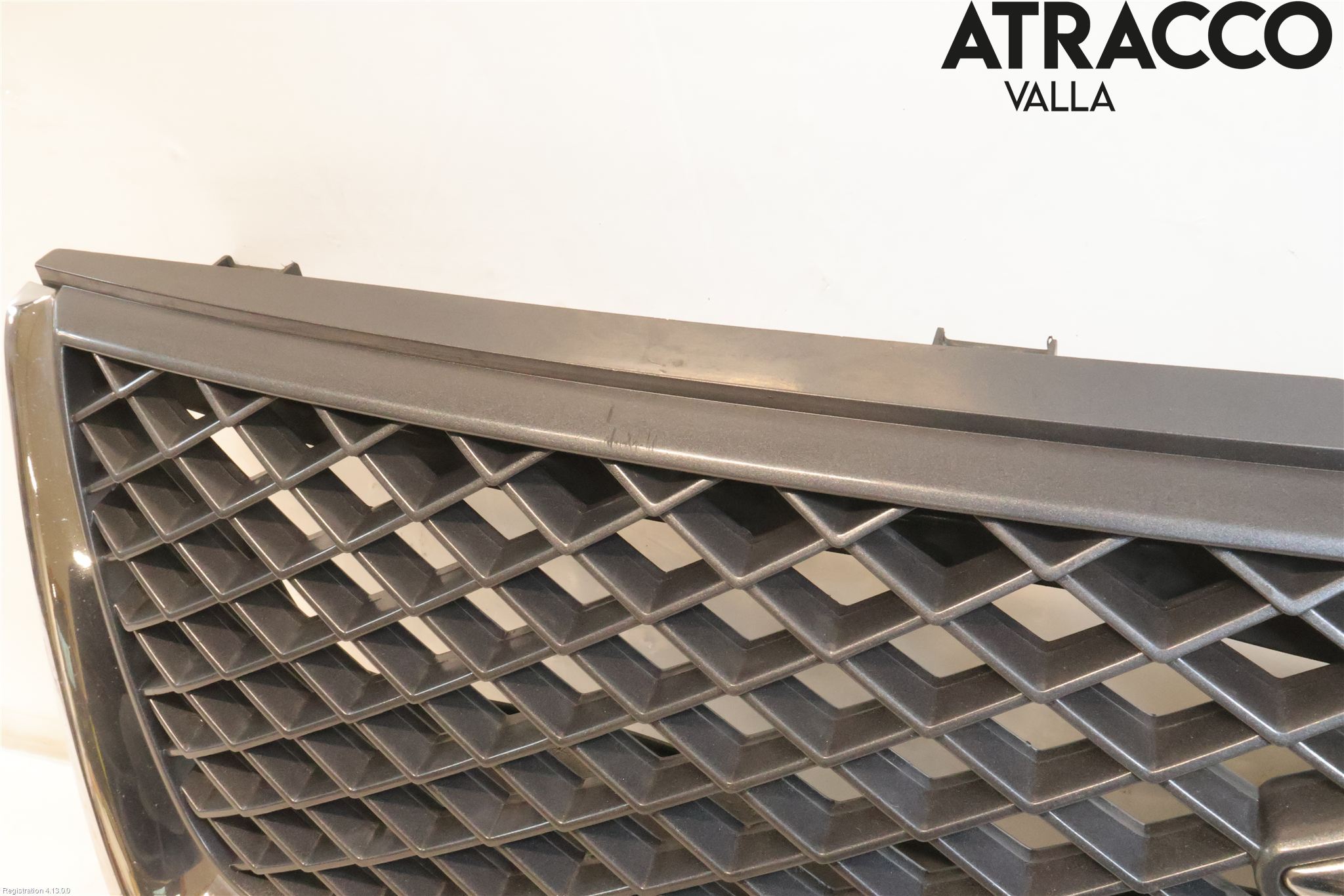 Suzuki GRAND VITARA II 06-14 Grill Komp