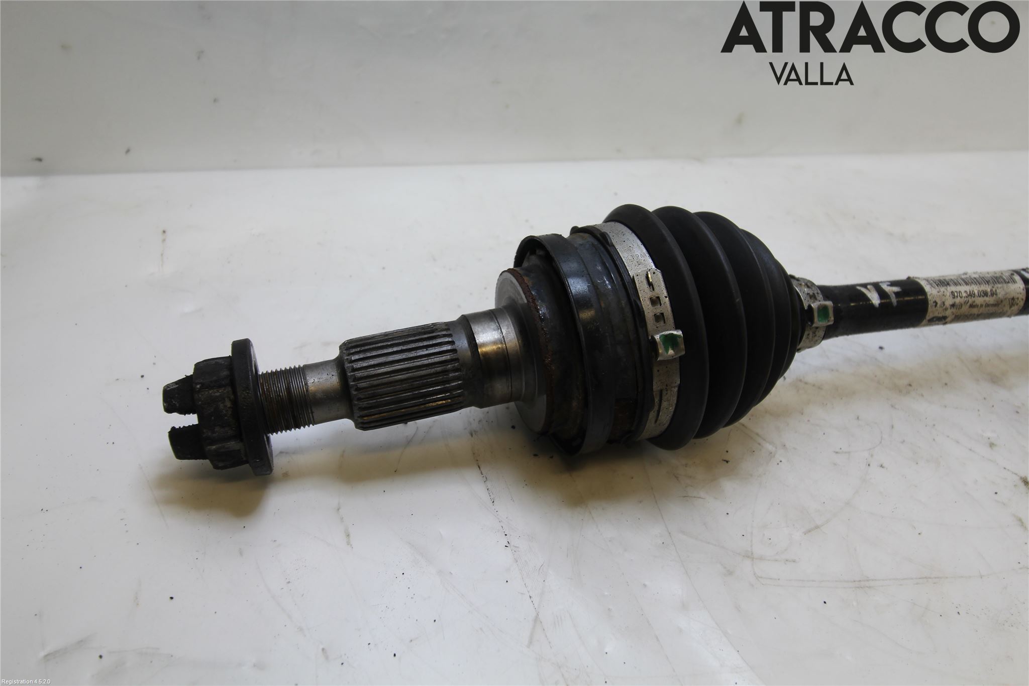 Porsche PANAMERA 09- Drivaxel Fram Vänster