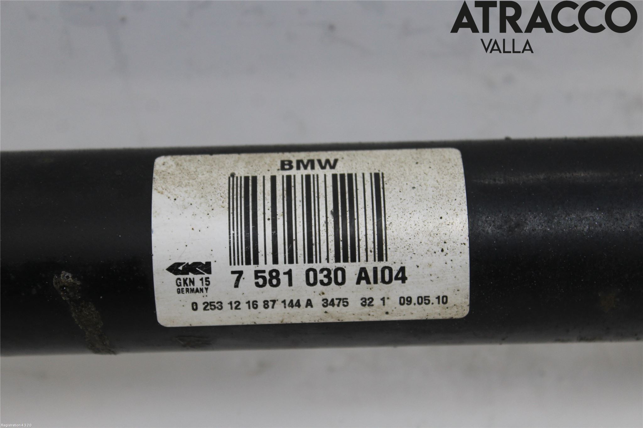 BMW 5 F10/F11/F18 09-17 Drivaxel Bak Höger