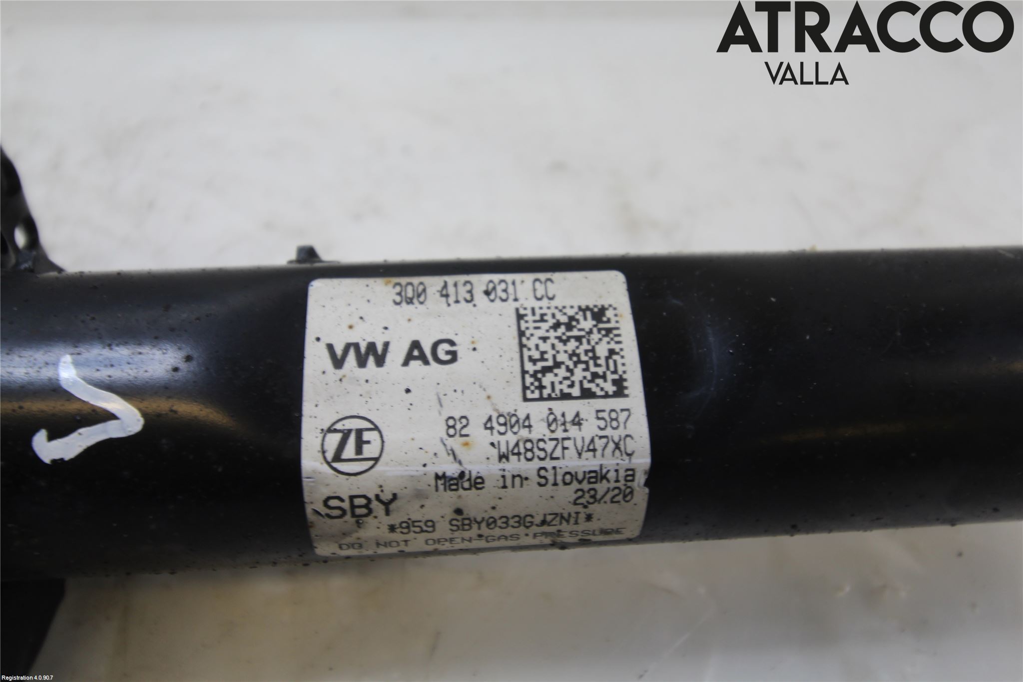 Volkswagen VW PASSAT 15-19 Fjäderben Fram Vänster