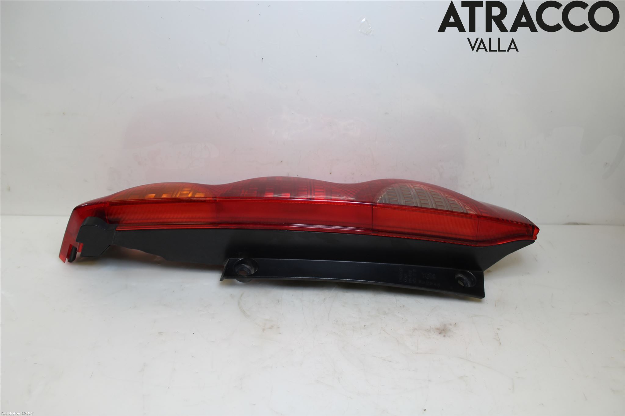 Nissan NOTE E11 06-14 Bakljus Höger