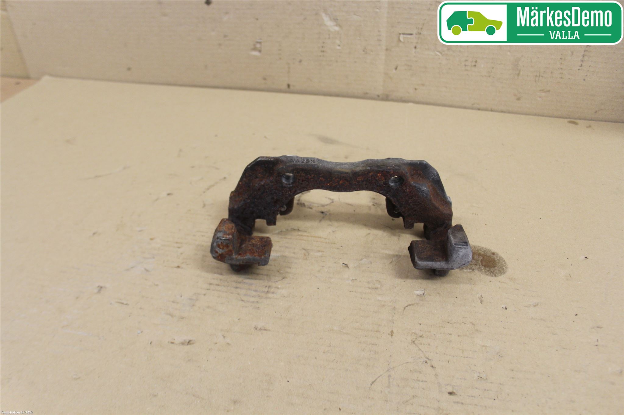 Volvo V40 12-19 Bromsokshållare