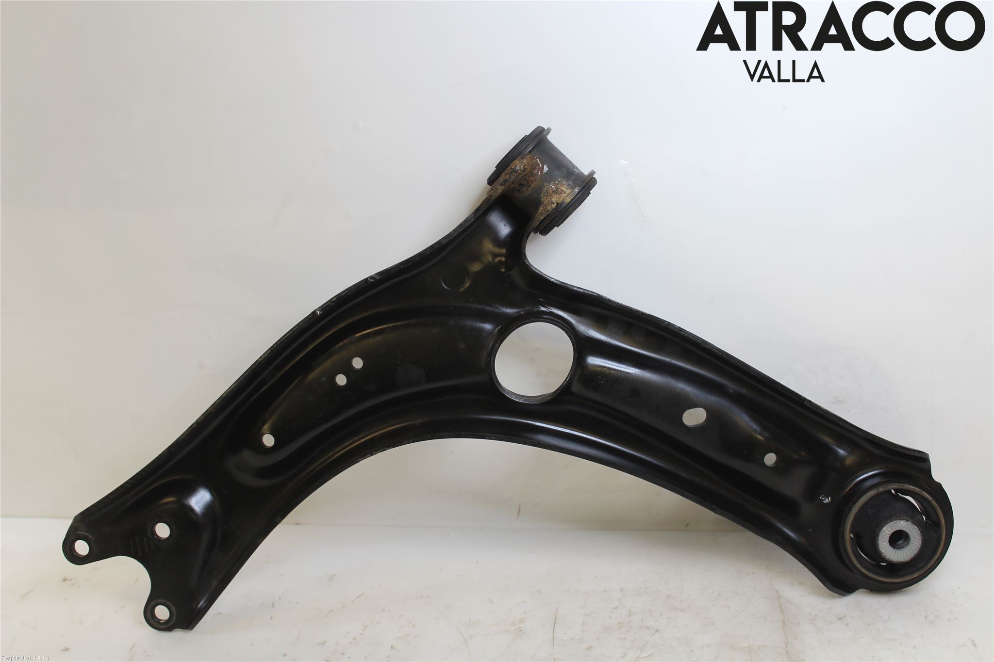 Volkswagen VW PASSAT 15-19 Bärarm Fram Undre Hö