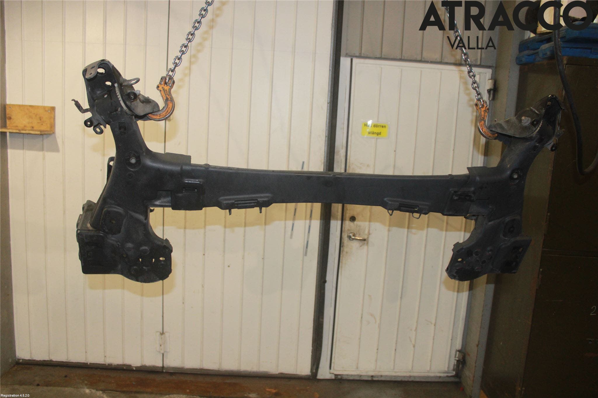 Peugeot 2008/E-2008 20- Bakaxelbalk