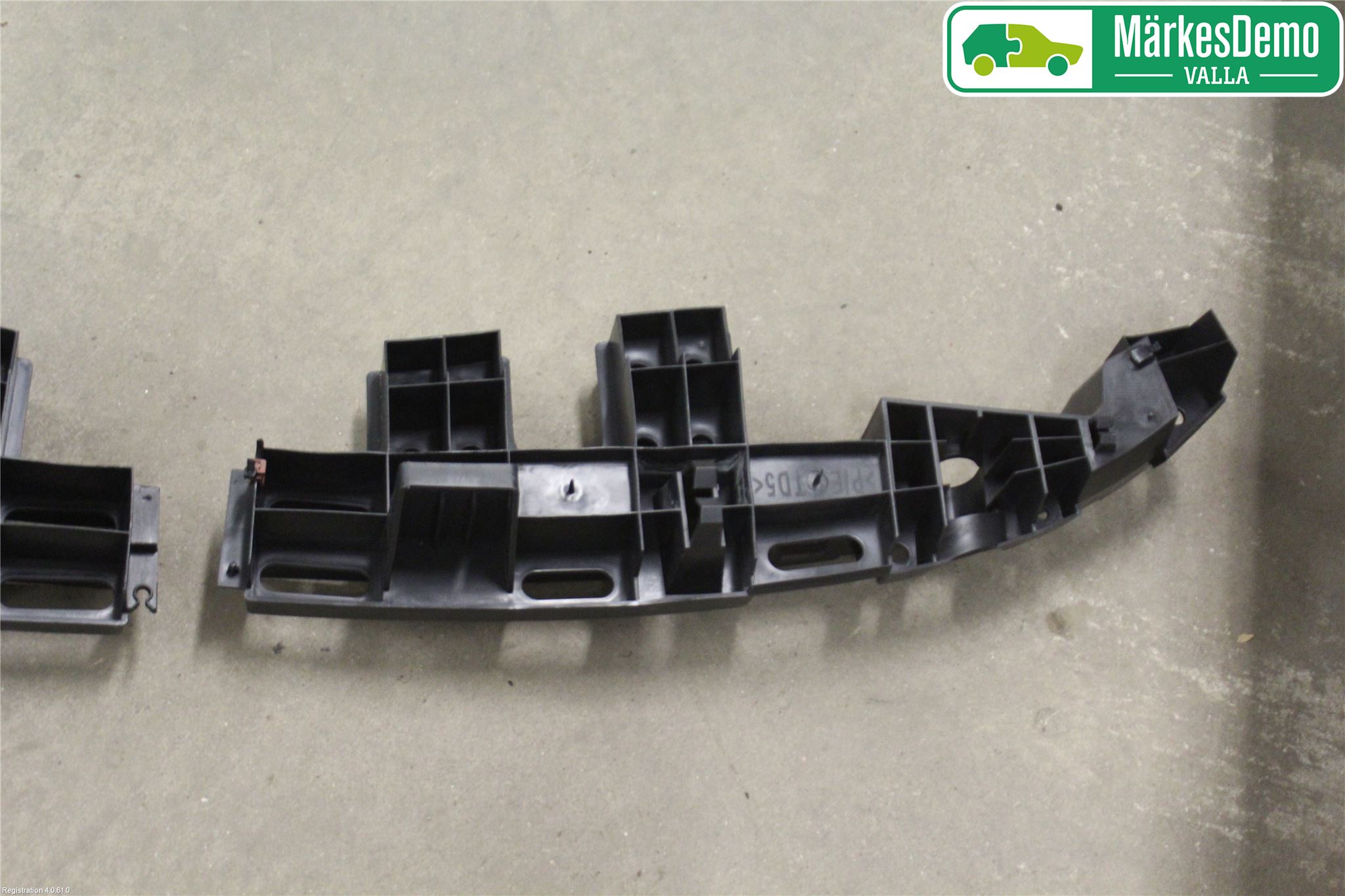 Renault LAGUNA III 08-10 Stötfångare Deformelement Bak