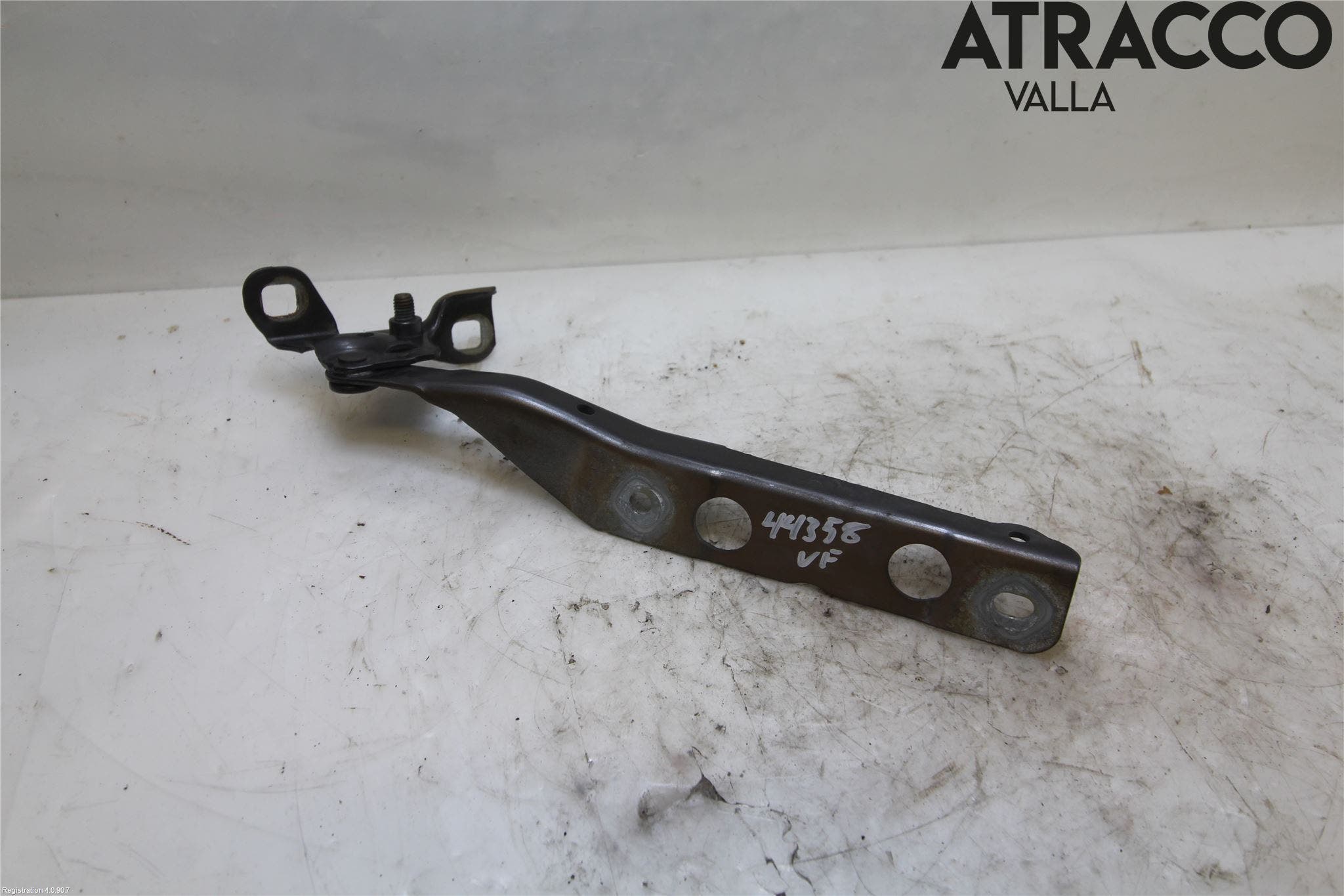 Citroen C4 GRAND PICASSO 14-18 Huvgångjärn