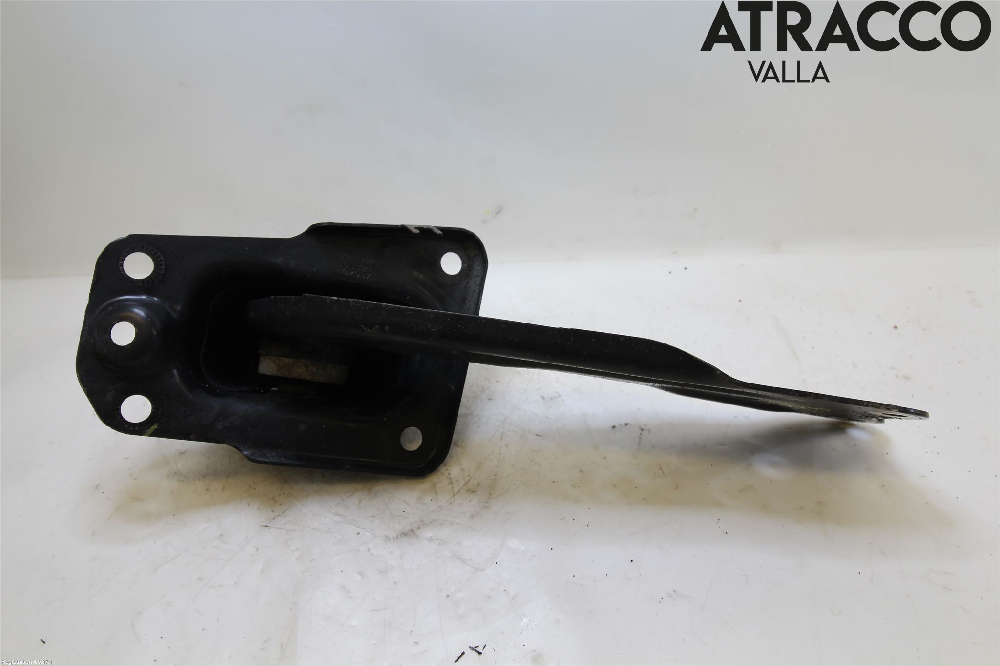 Skoda SUPERB 16-24 Bärarm Bak Höger