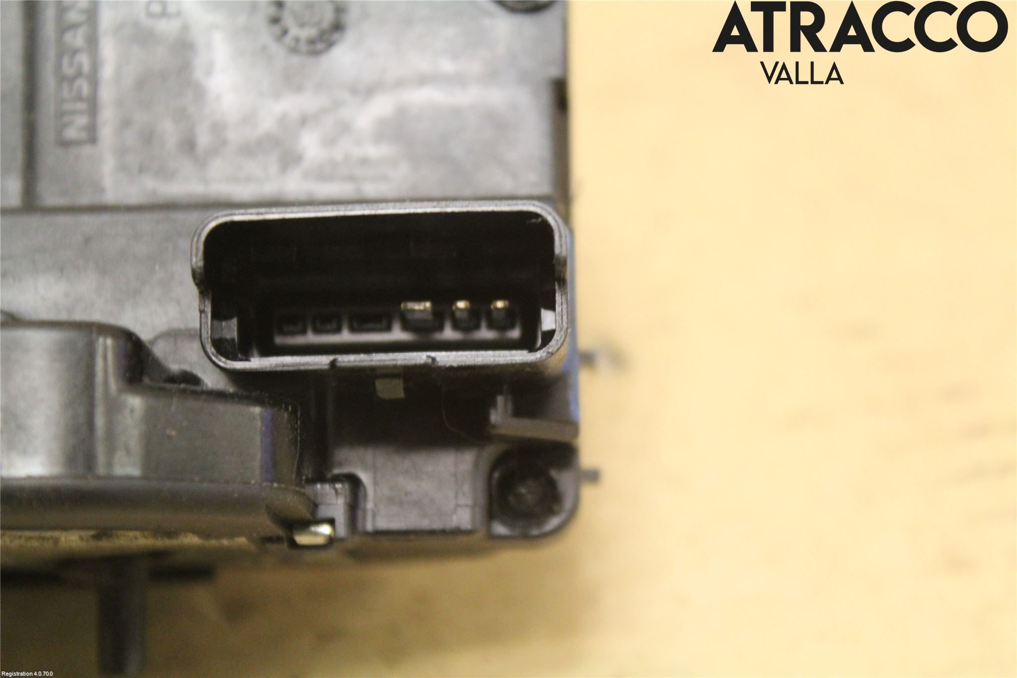 Nissan NAVARA 05-16 Låskista-Dörrlås