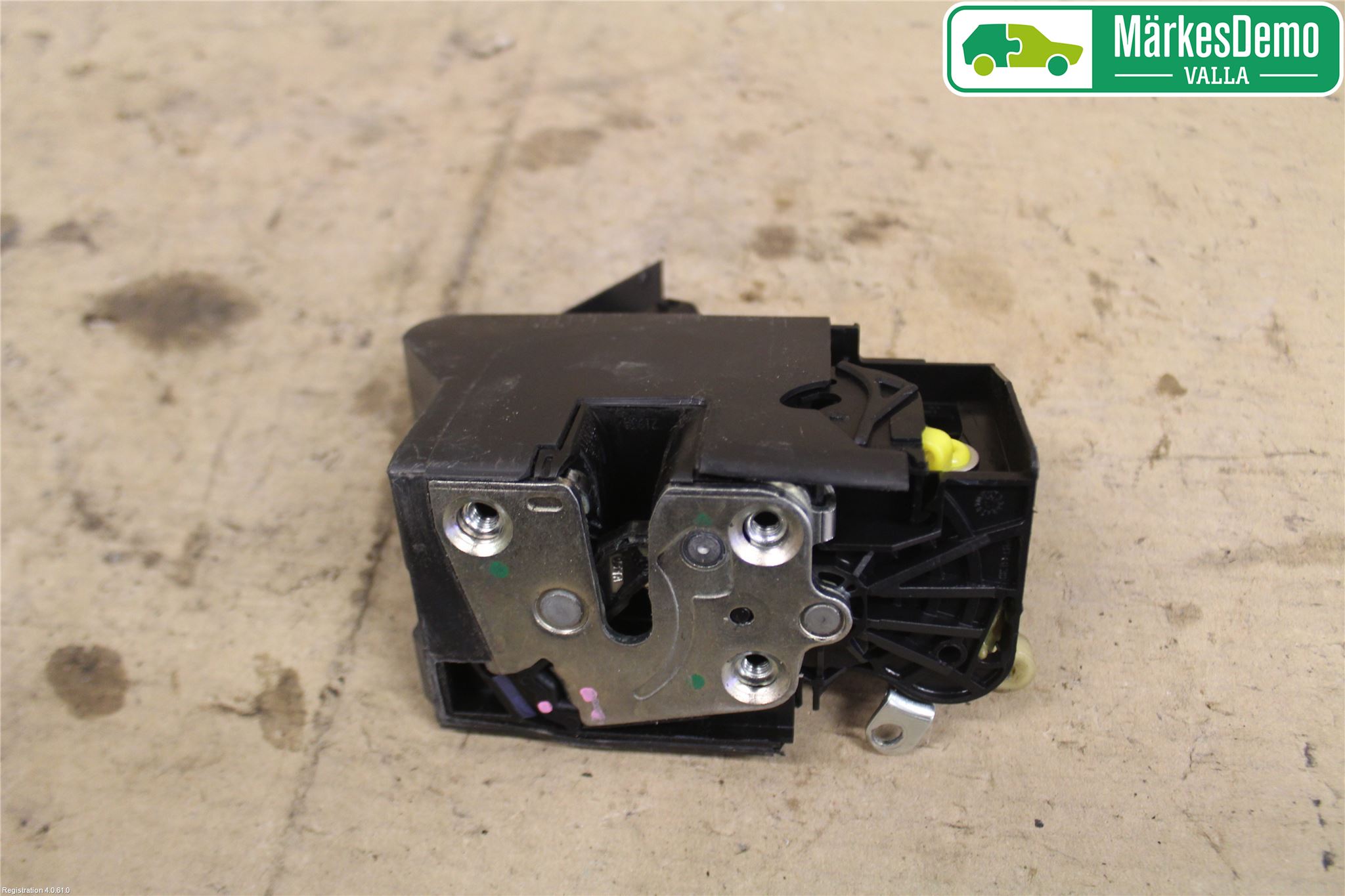 Dacia SANDERO/STEPWAY 13-20 Låskista-Dörrlås