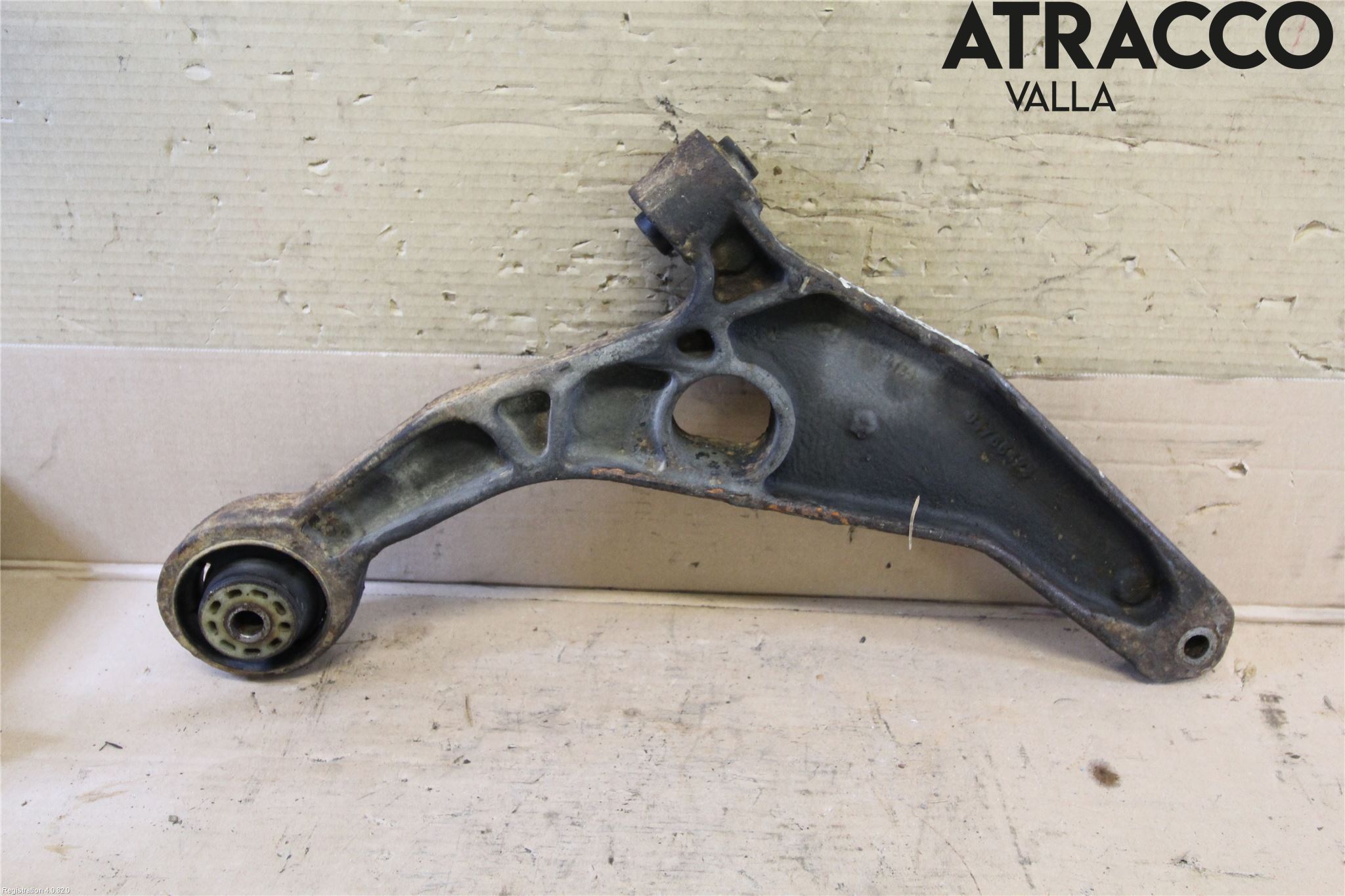 Fiat FREEMONT Bärarm Fram Undre Vä