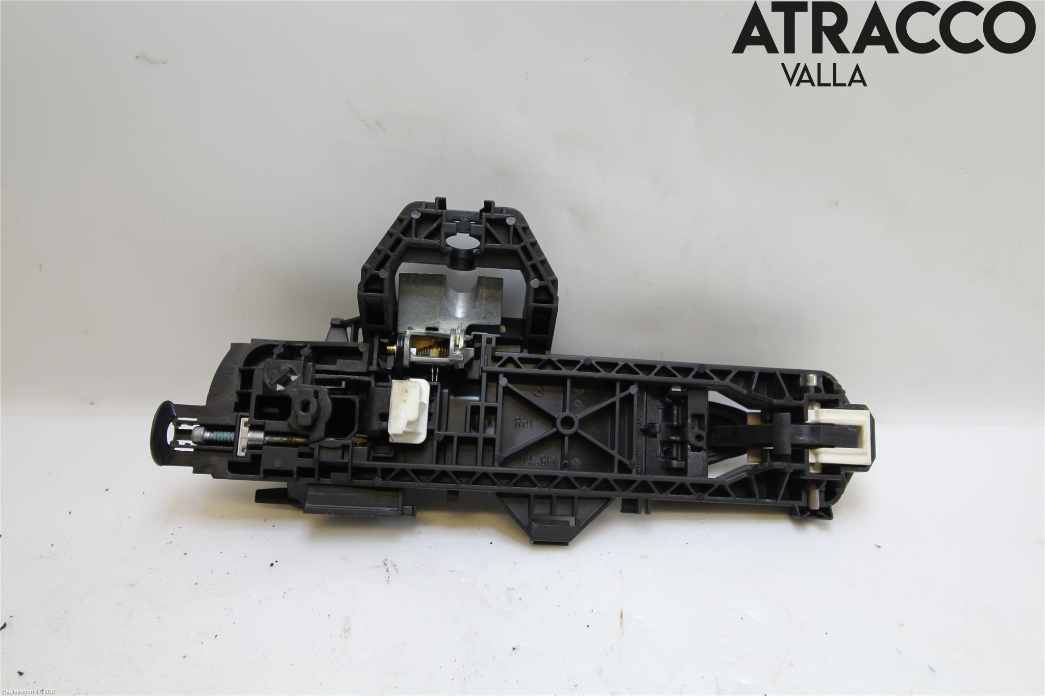Mercedes-Benz MB C-KLASS (W204) 07-15 Dörrhandtag Yttre Hö