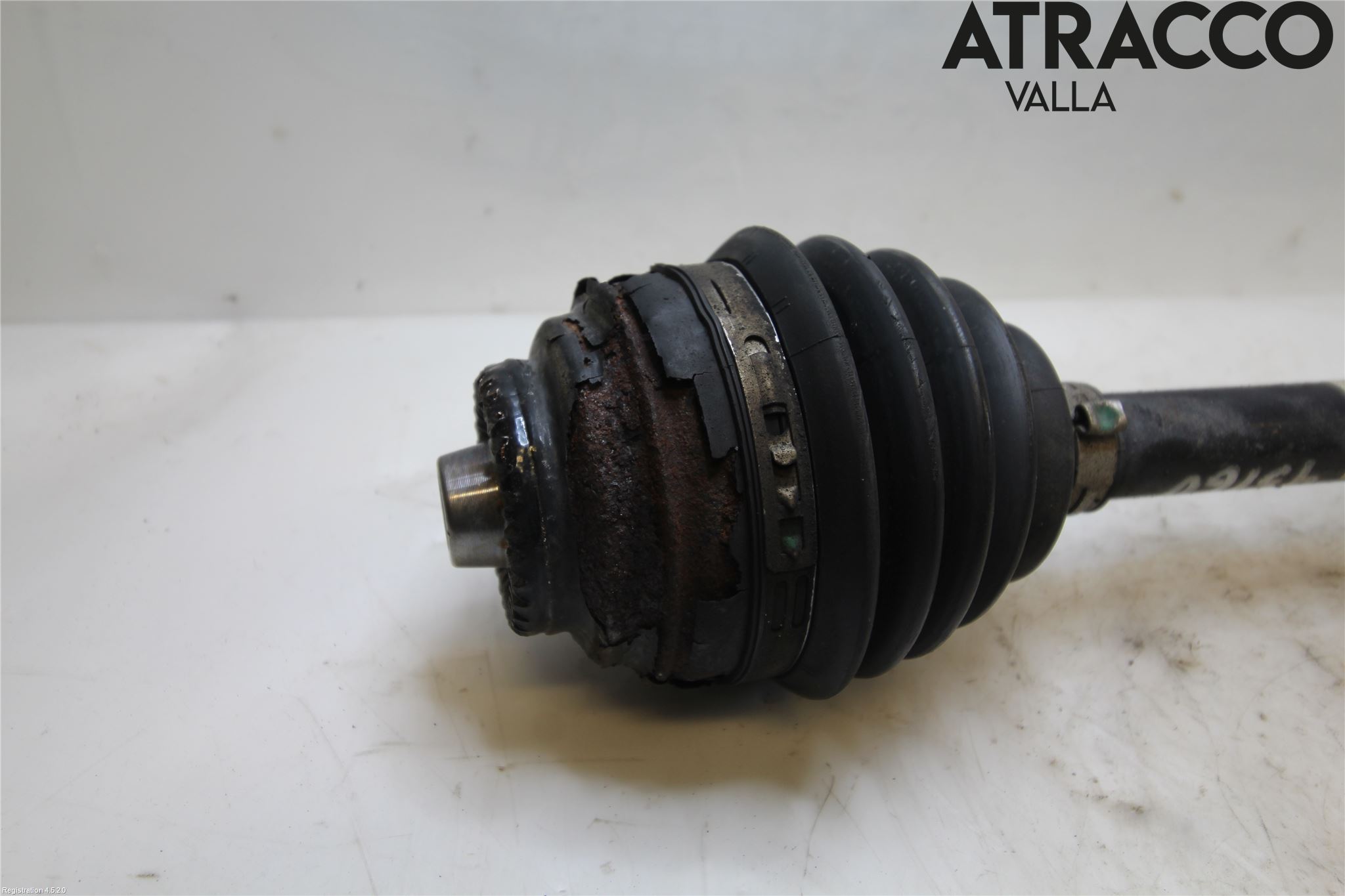 BMW 4 F32/F33/F82/F83 13-20 Drivaxel Fram Höger