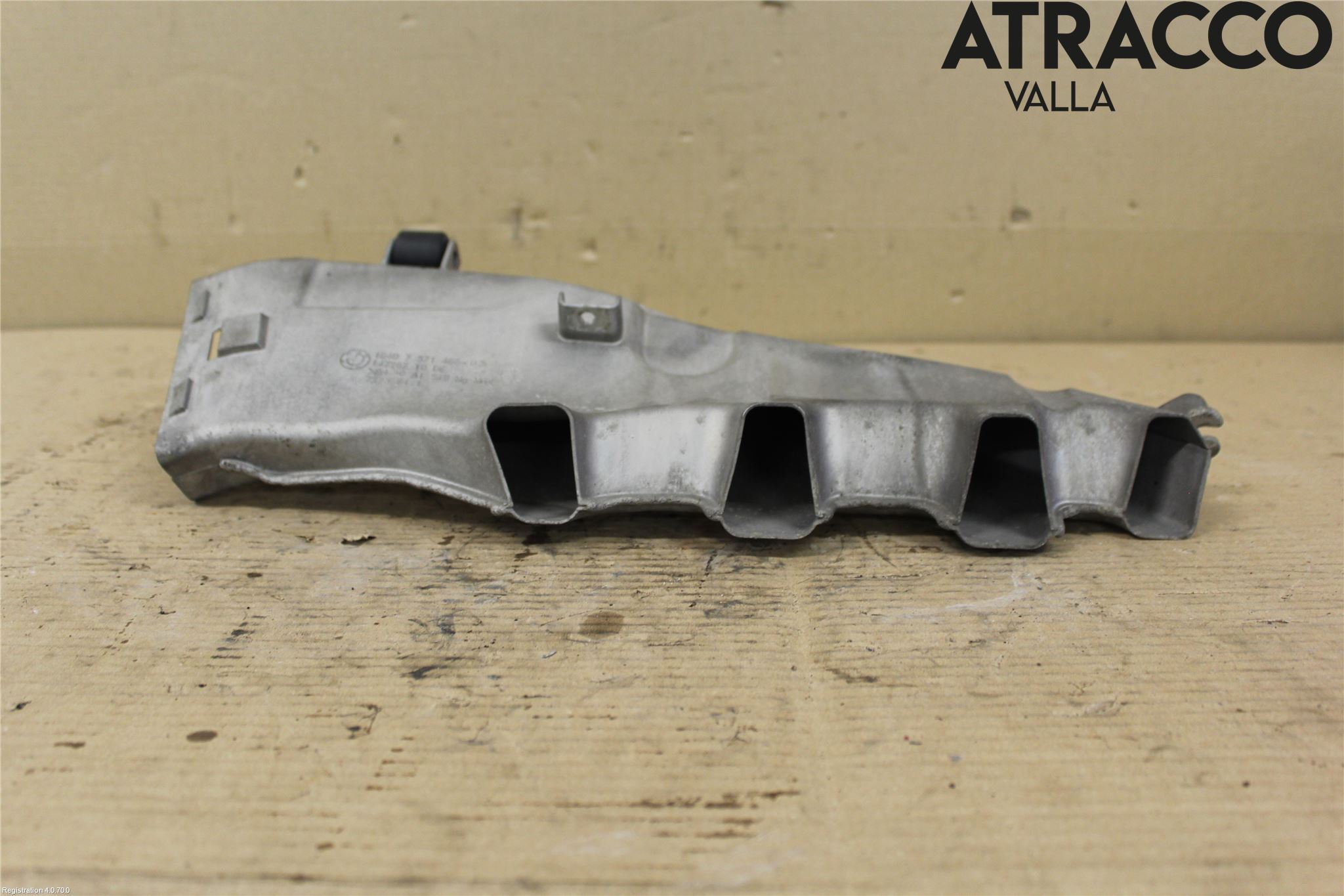 BMW 5 E60/61 Sed/Tou 02-10 Deflektor Plåt-Plast Kylning