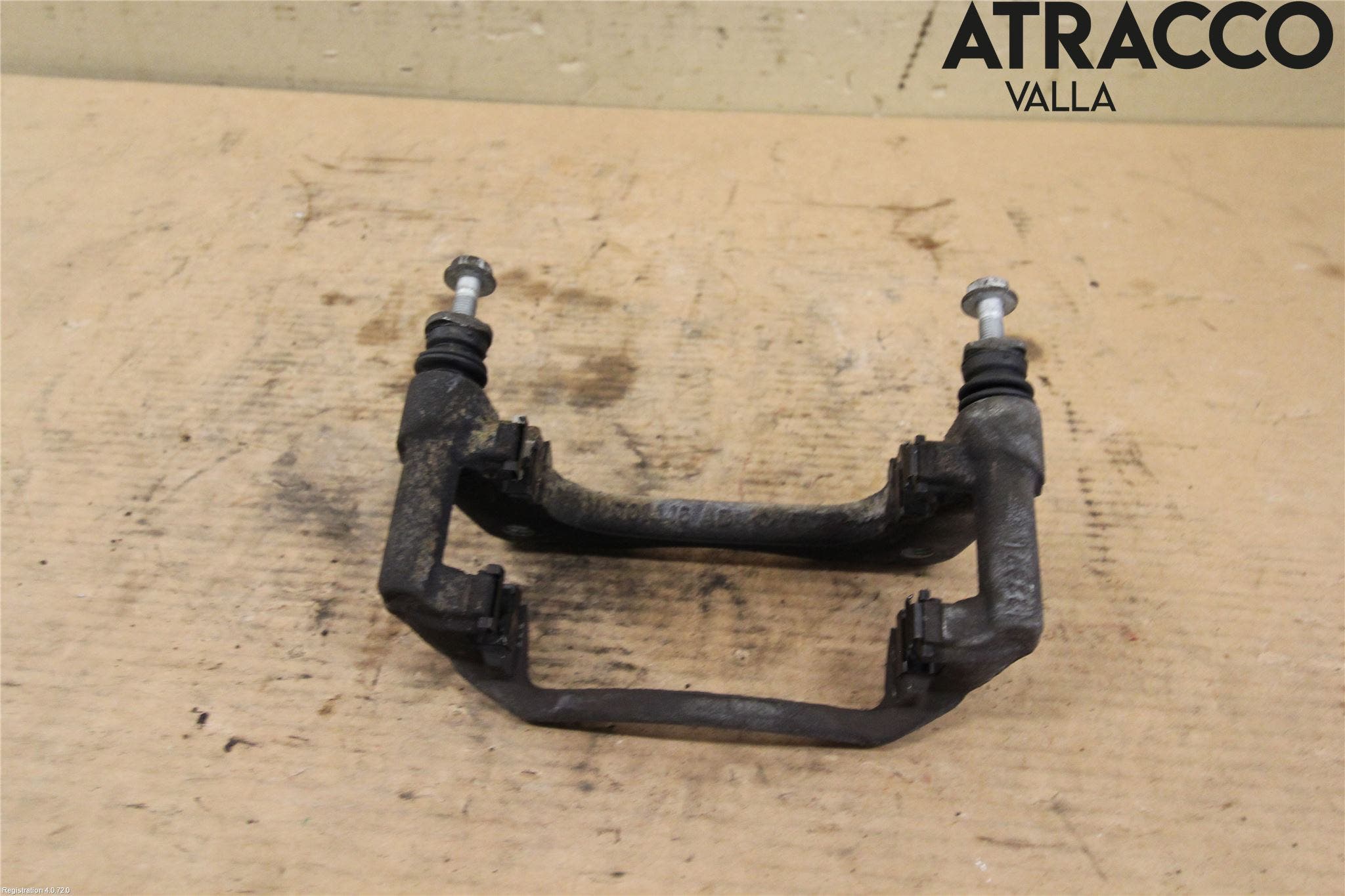 Toyota AURIS 13-19 Bromsokshållare