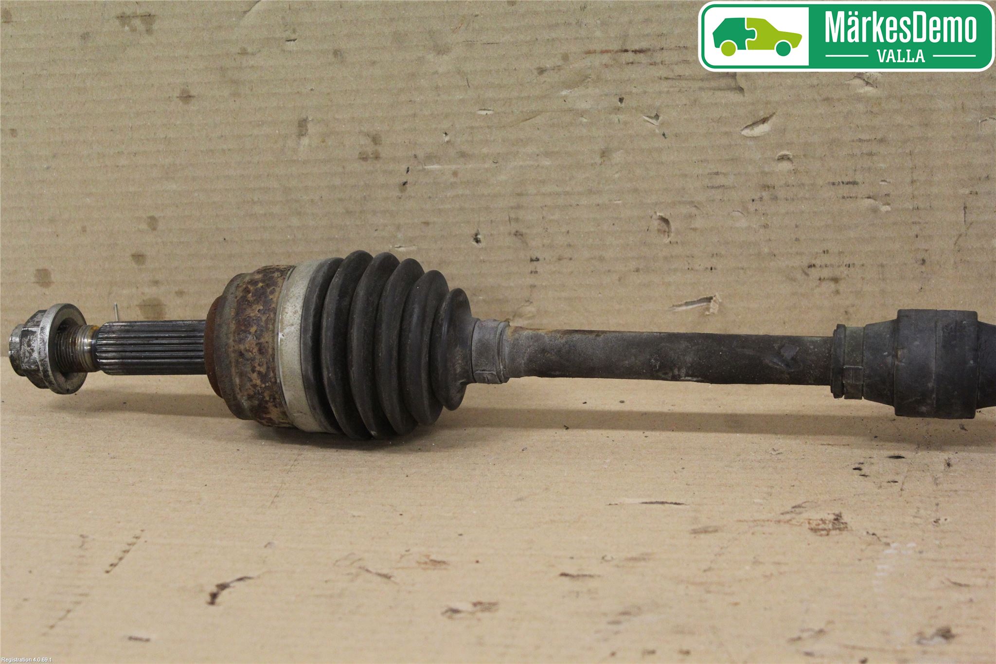 Mitsubishi SPACE STAR 13- Drivaxel Fram Höger