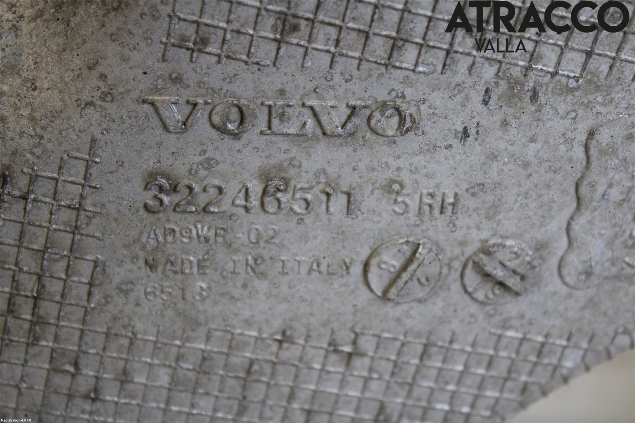 Volvo XC60 18- Bärarm Bak Höger