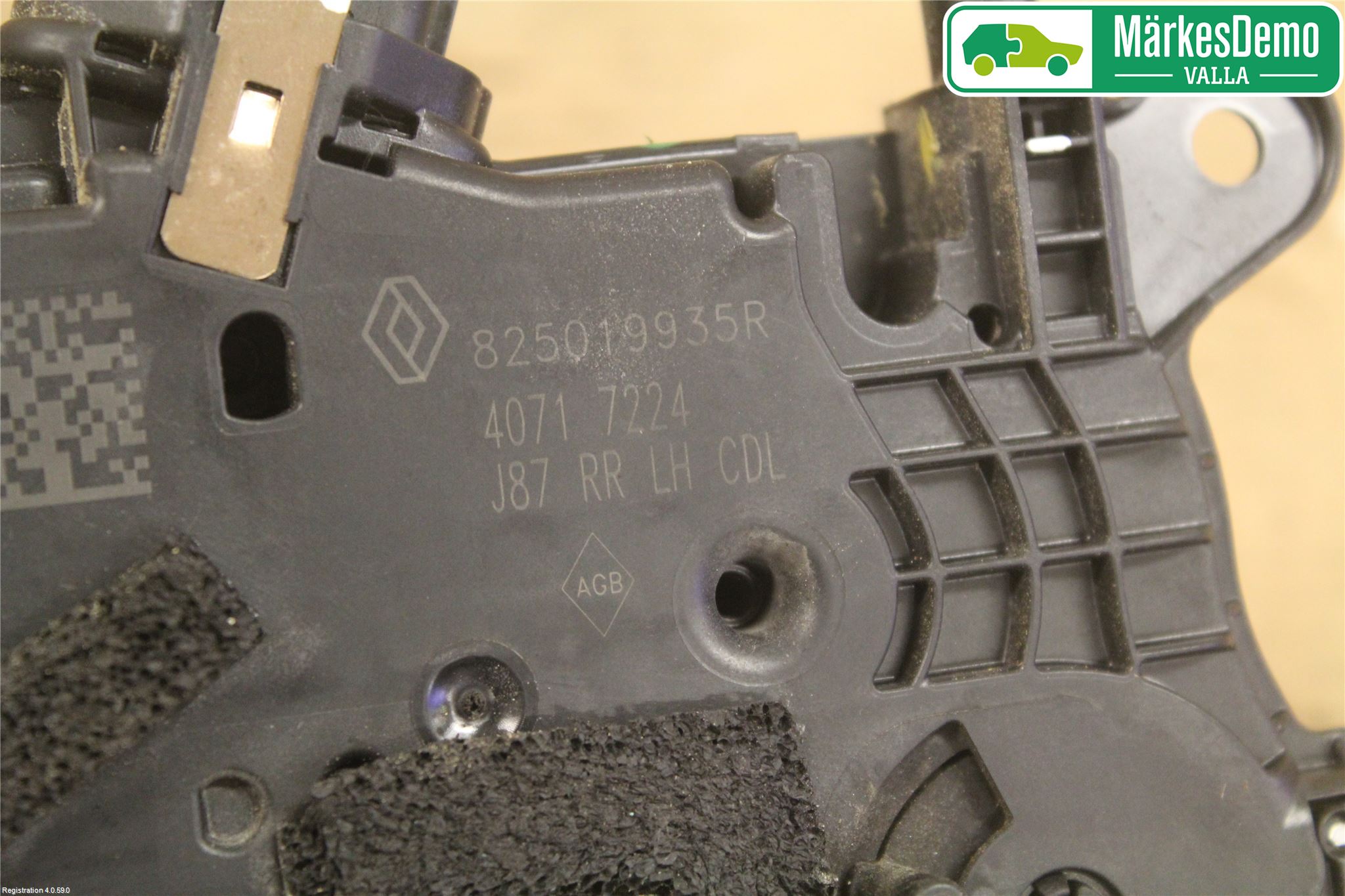 Renault CAPTUR 13-19 Låskista-Dörrlås