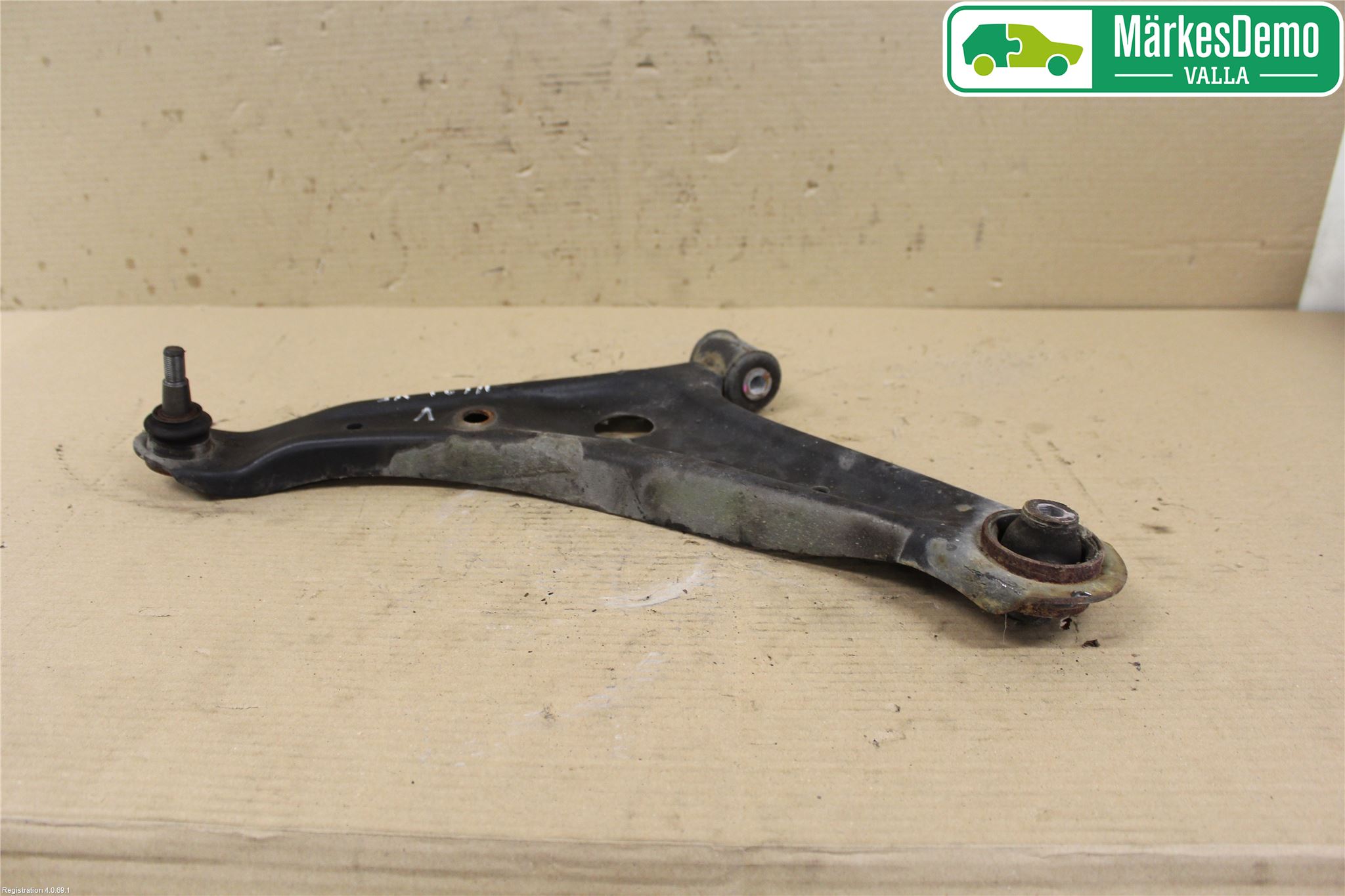 Mitsubishi SPACE STAR 13- Bärarm Fram Undre Vä