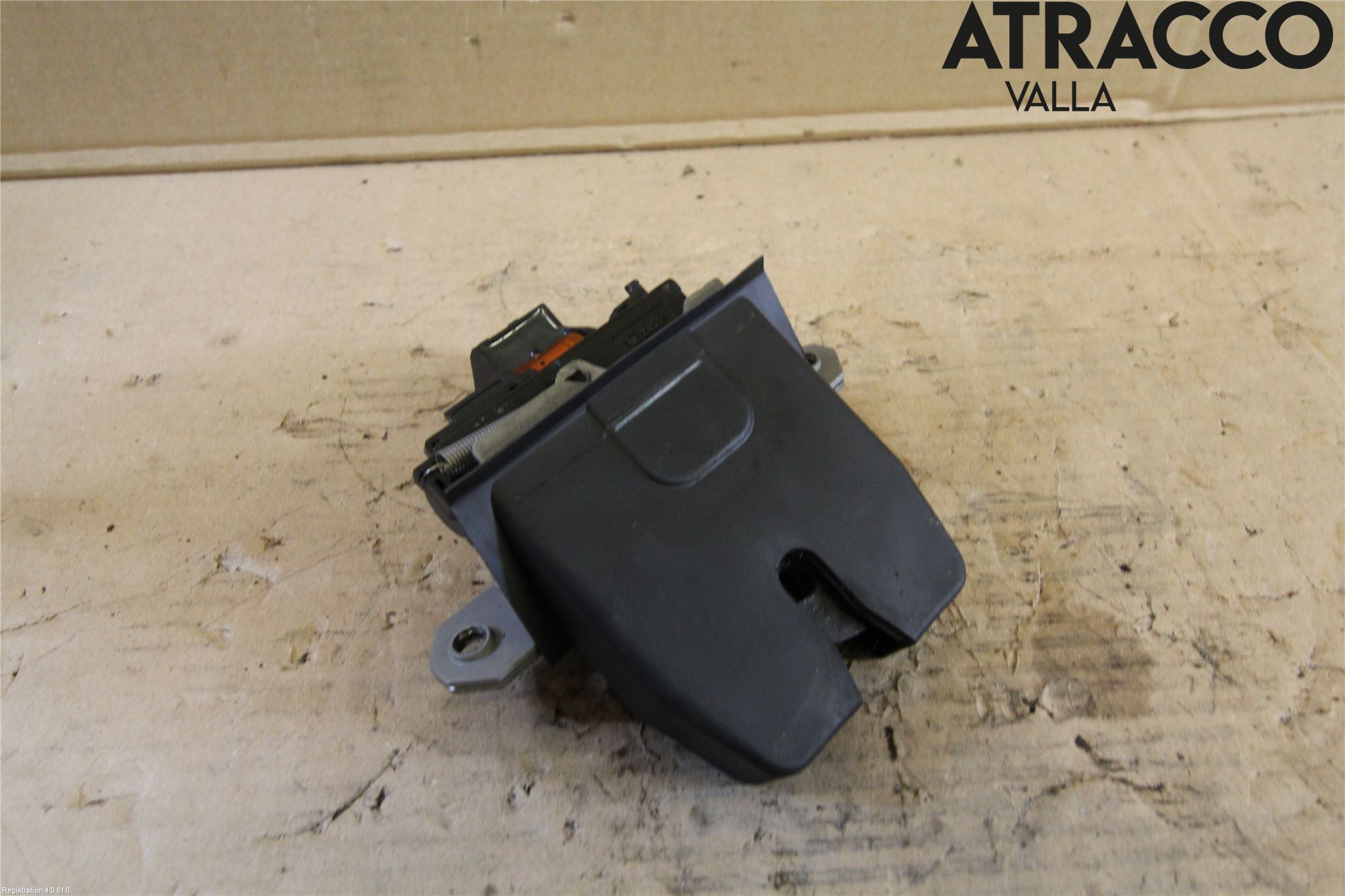 Ford C-MAX II  11-14 Låskista Baklucka