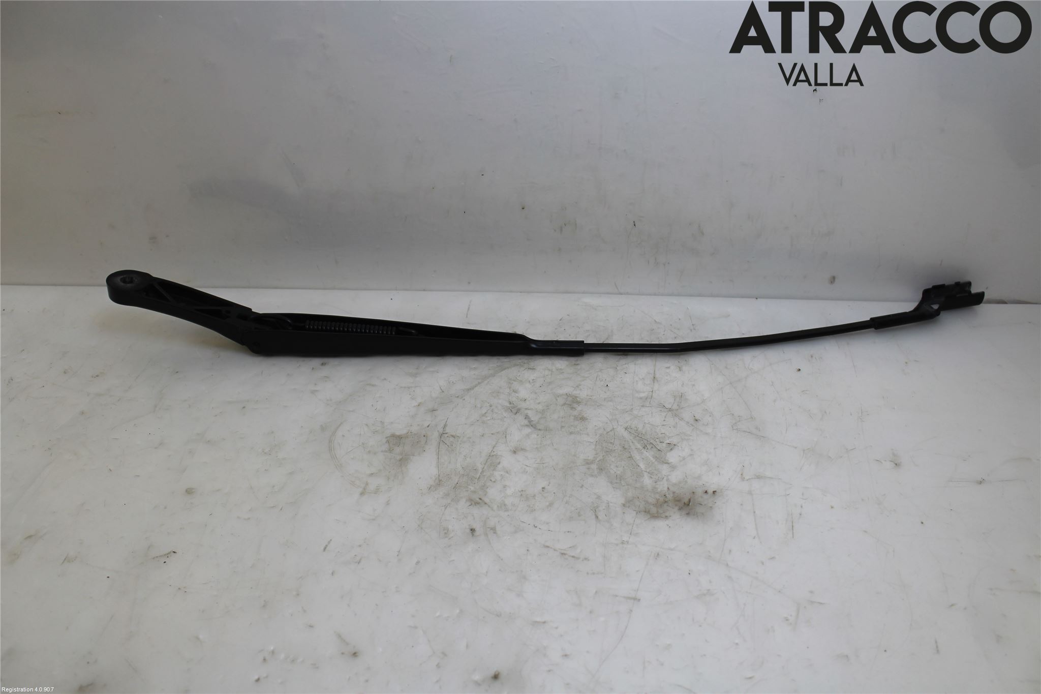 Volkswagen VW PASSAT 15-19 Torkararm Armar Vindruta
