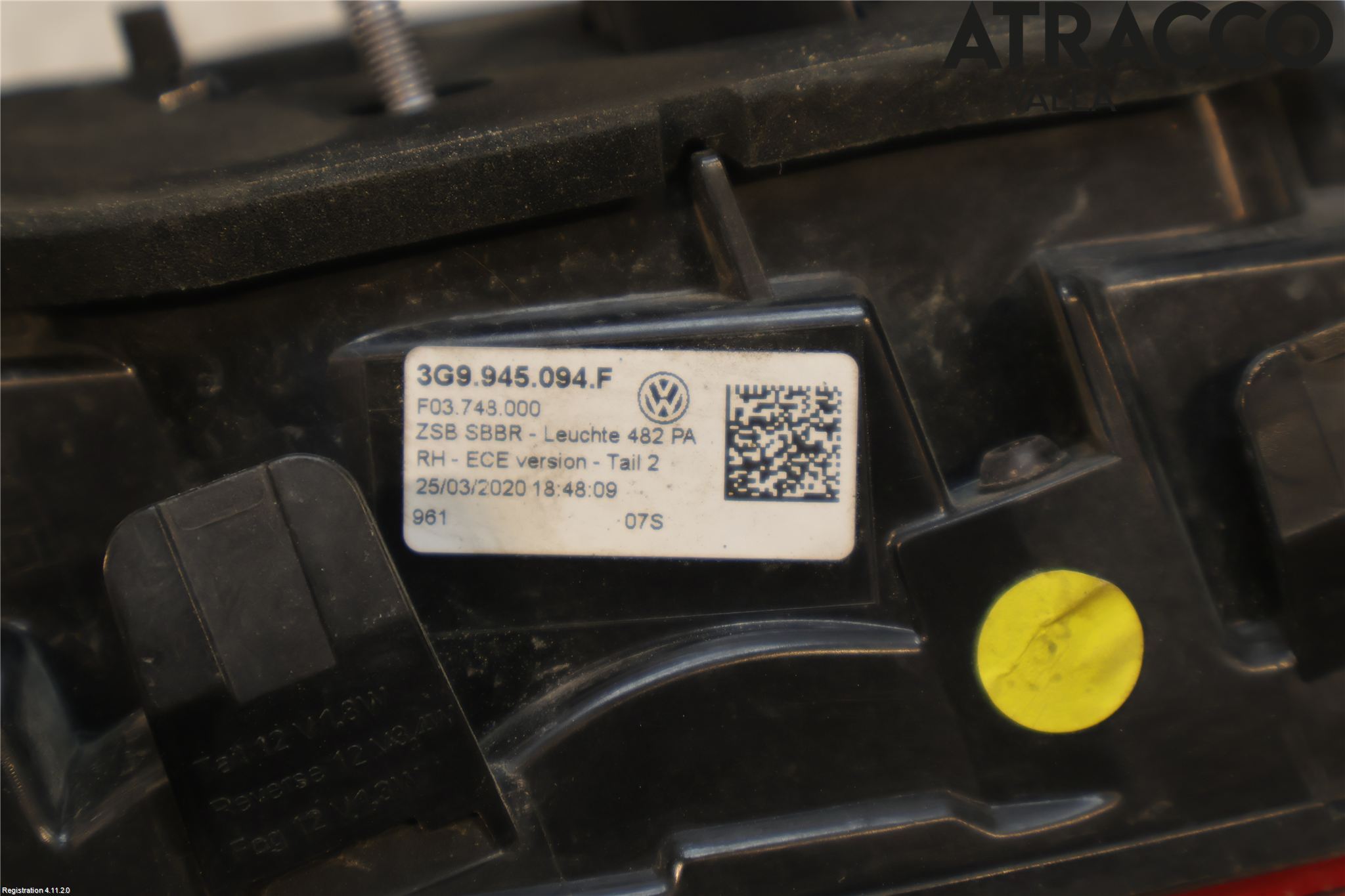 Volkswagen VW PASSAT 15-19 Bakljus Lucka Hö