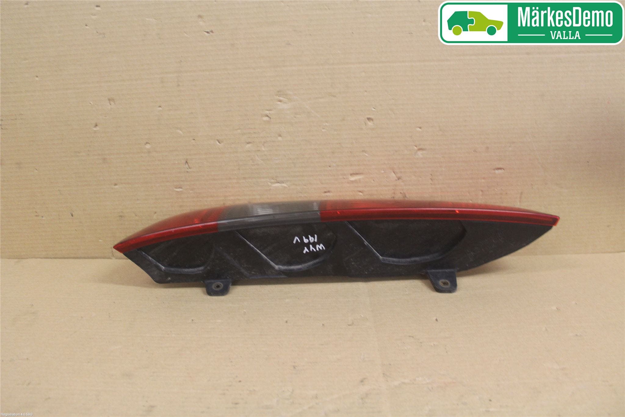 Ford FOCUS 04-07 Bakljus Vänster