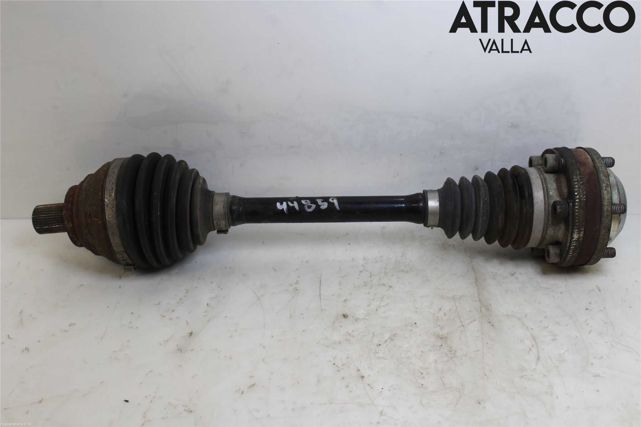 Volkswagen VW PASSAT 15-19 Drivaxel Fram Vänster