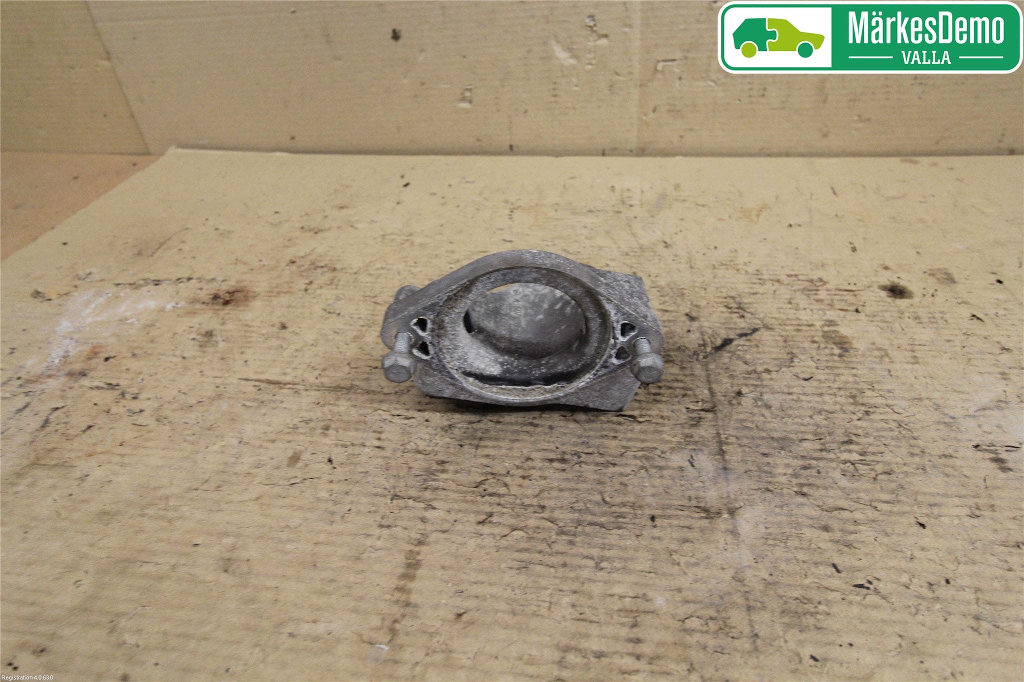 Mercedes-Benz MB A-KLASS (W176) 13-18 Mellanaxel Stödlager