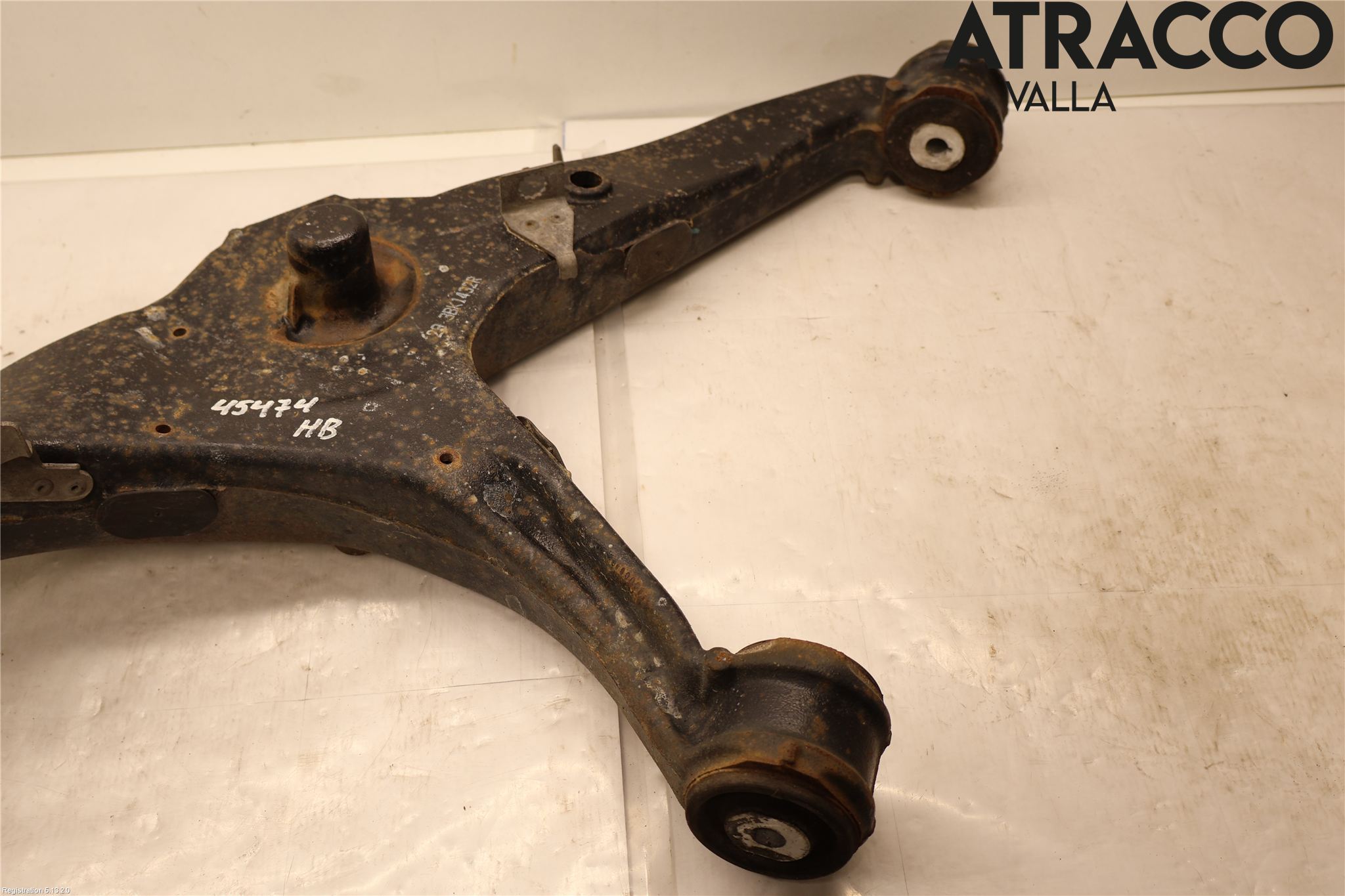Volkswagen VW TRANSP/CARAVELLE (T6) 16-22 Bärarm Bak Höger