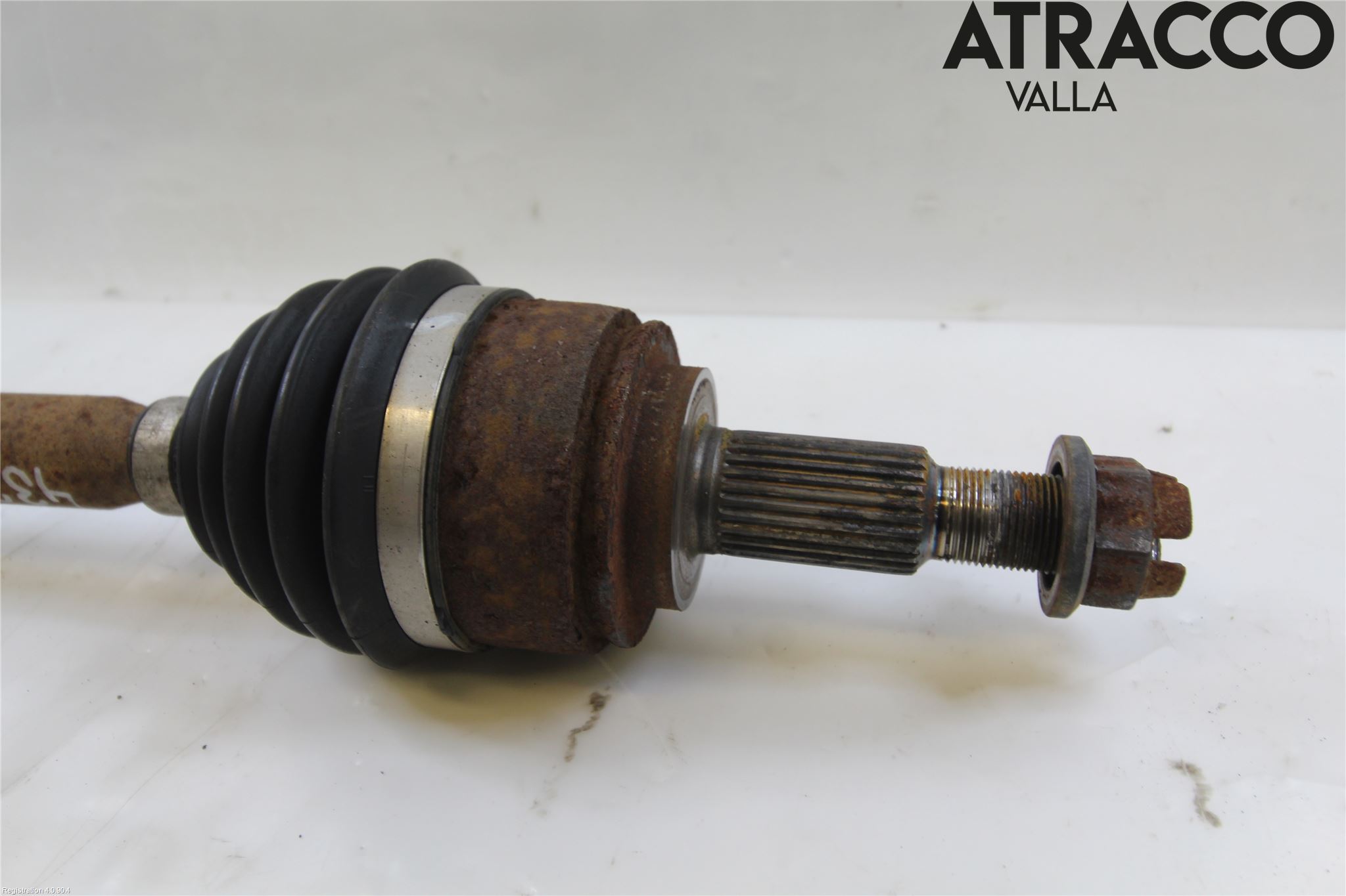 Nissan NV250 20-22 Drivaxel Fram Höger