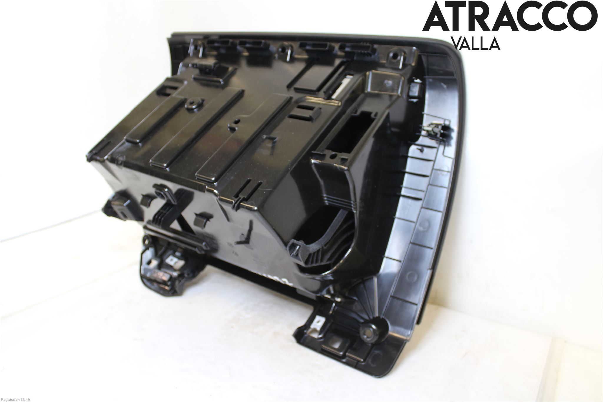 Volvo XC60 18- Handskfack