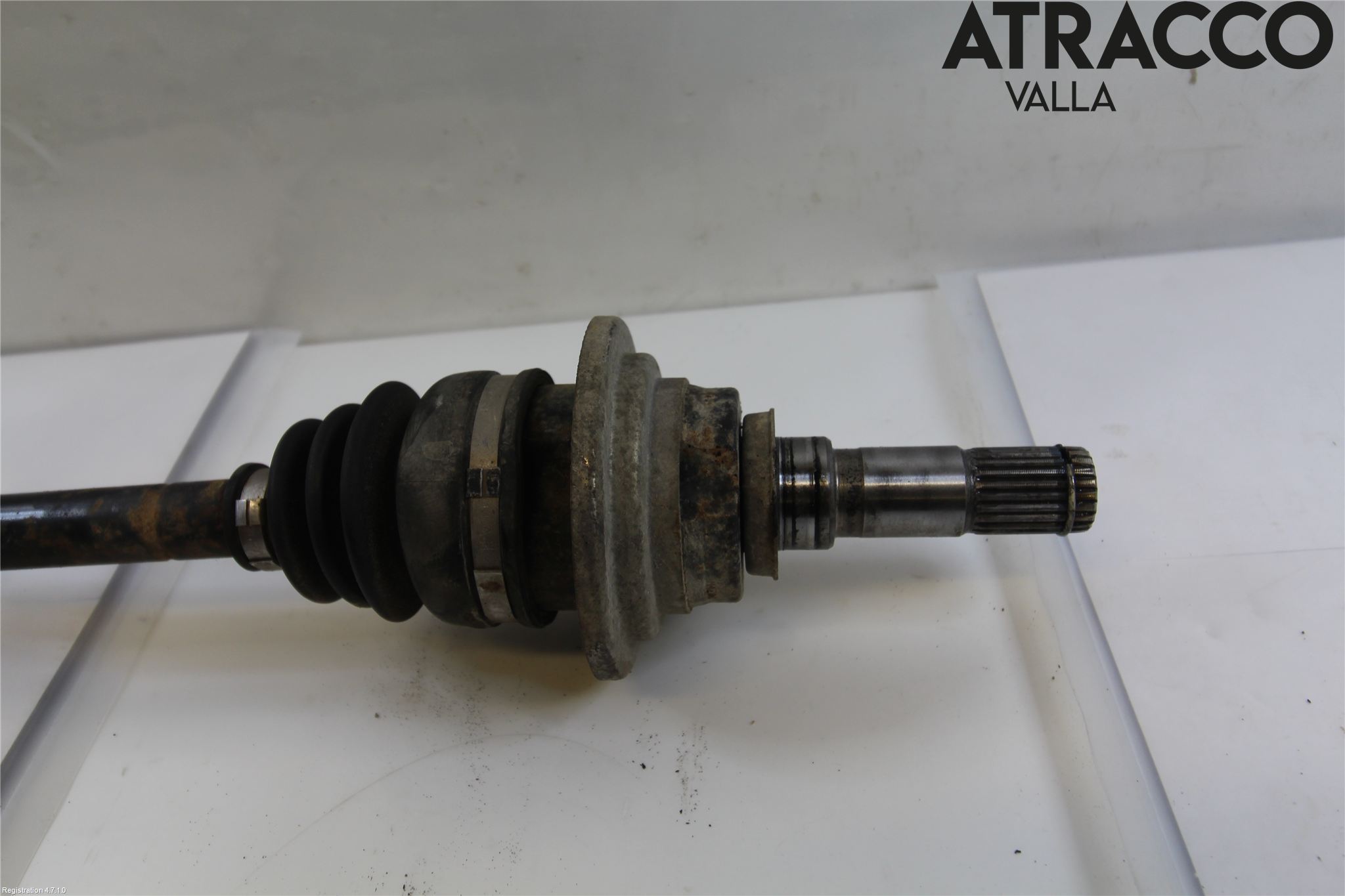 Mazda CX-5 17- Drivaxel Bak Höger