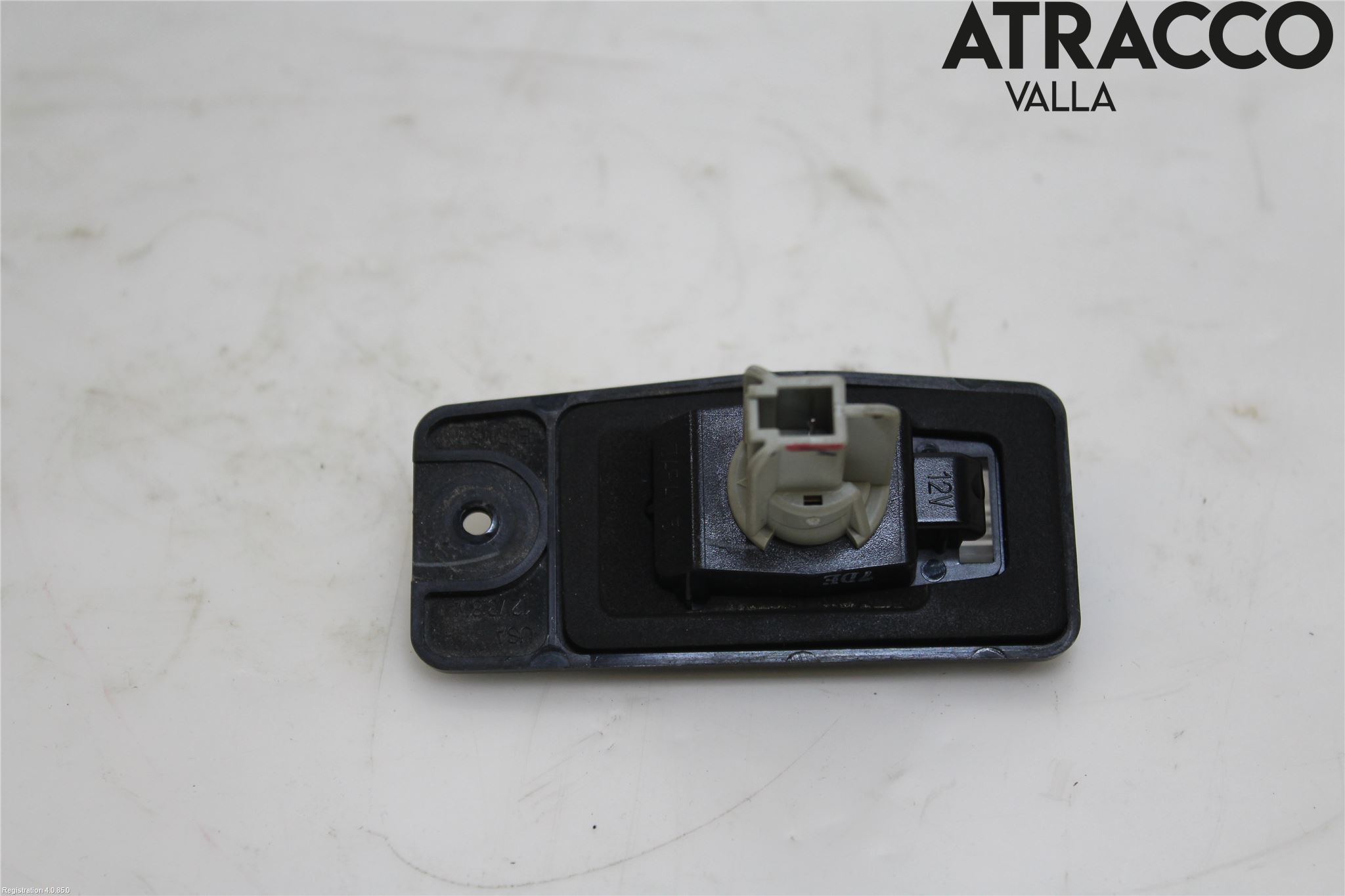 Nissan X-TRAIL 14-21 Skylt Belysning