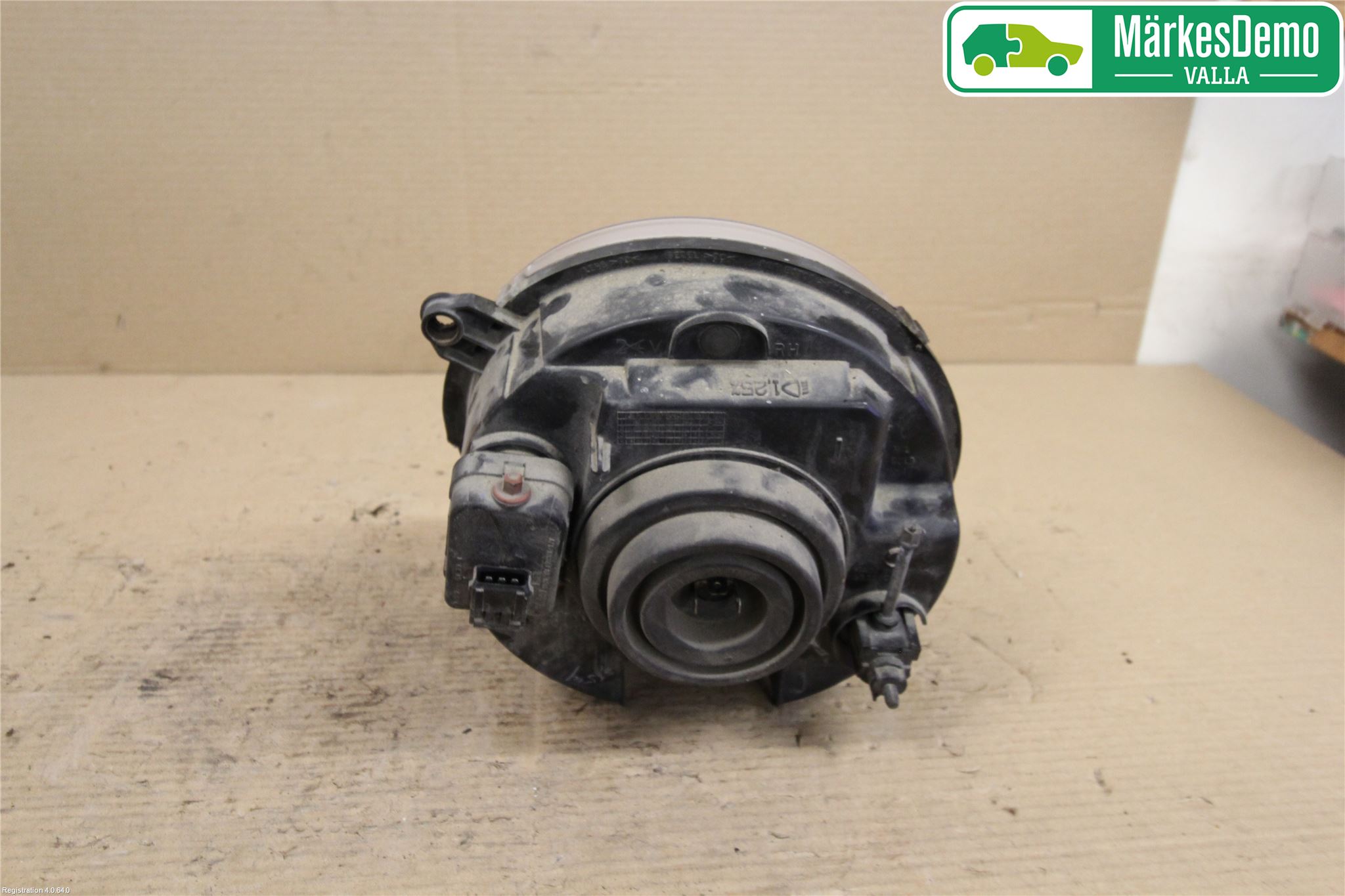 Jeep CHEROKEE Strålkastare Höger