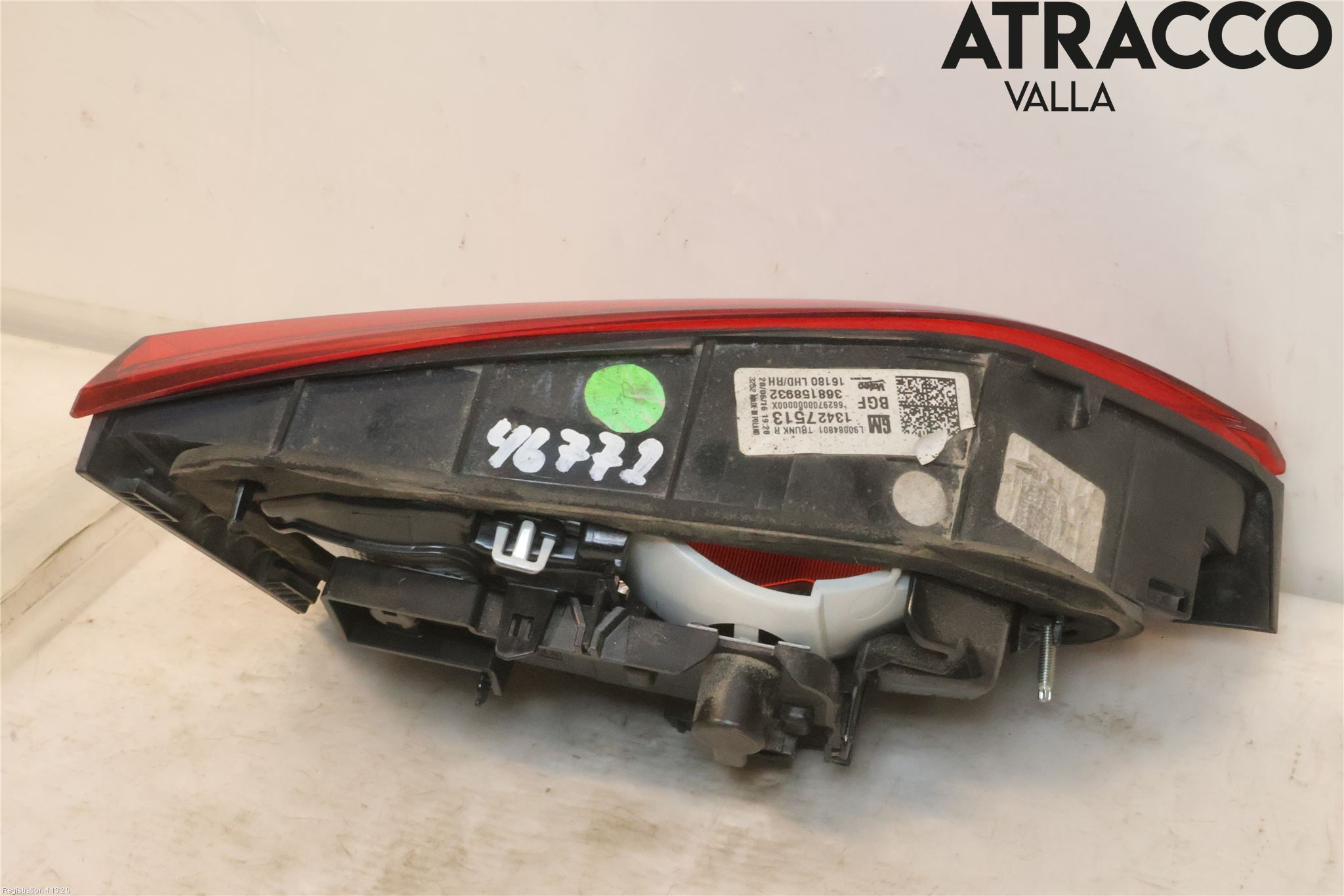 Opel ASTRA K 16-22 Bakljus Lucka Hö