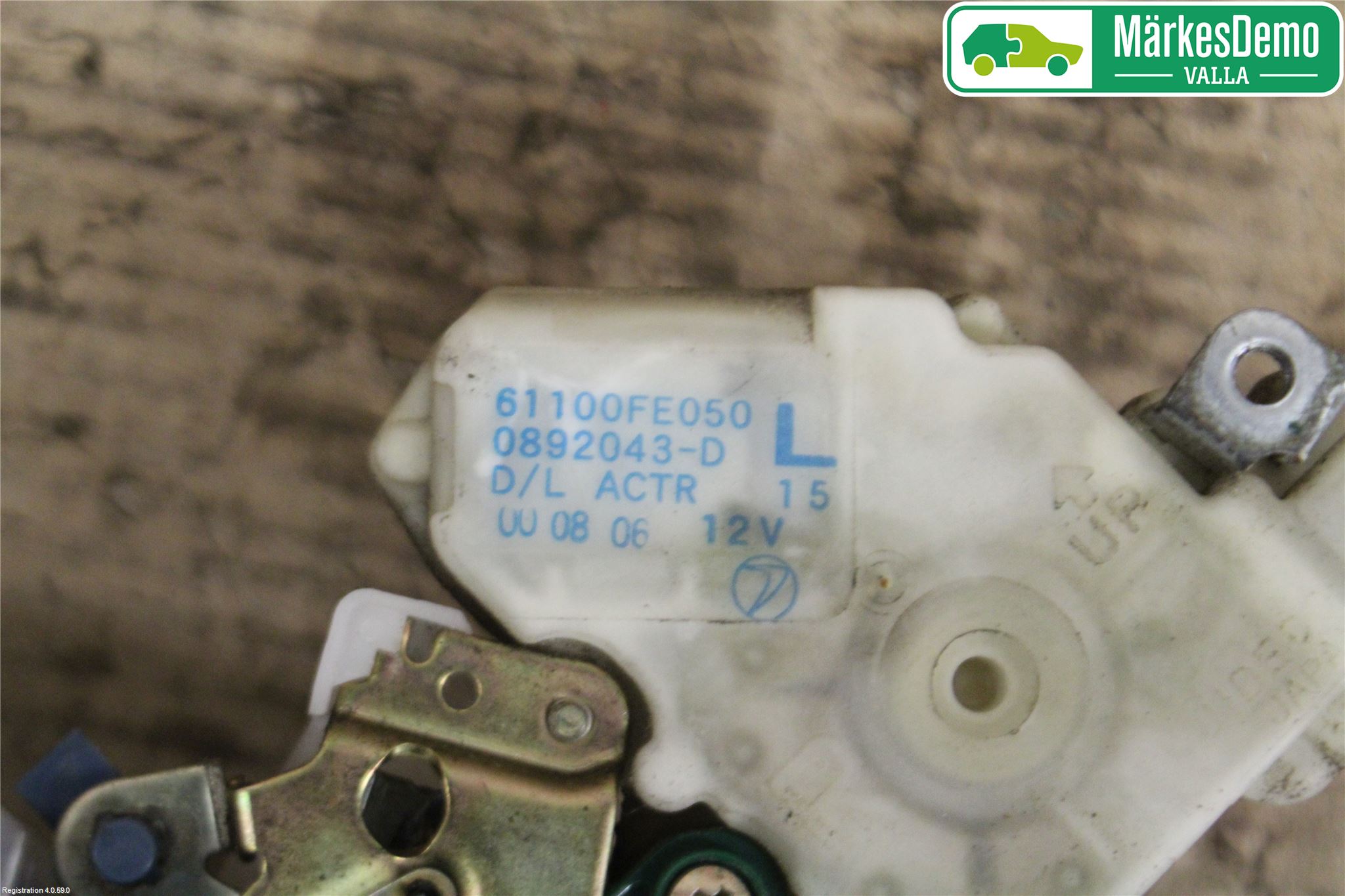 Subaru IMPREZA II  01-02 Låskista-Dörrlås