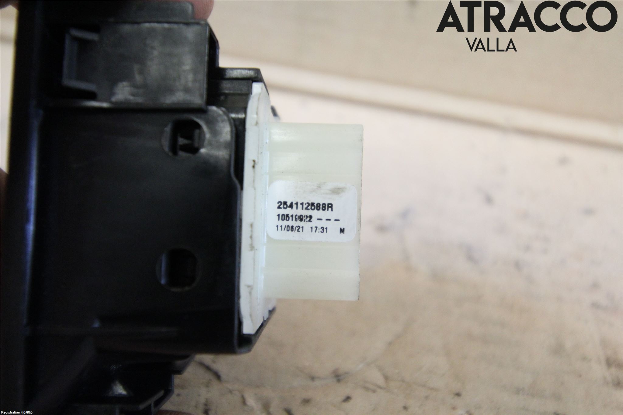 Renault TRAFIC/E-TECH 15- Strömställare Elhiss