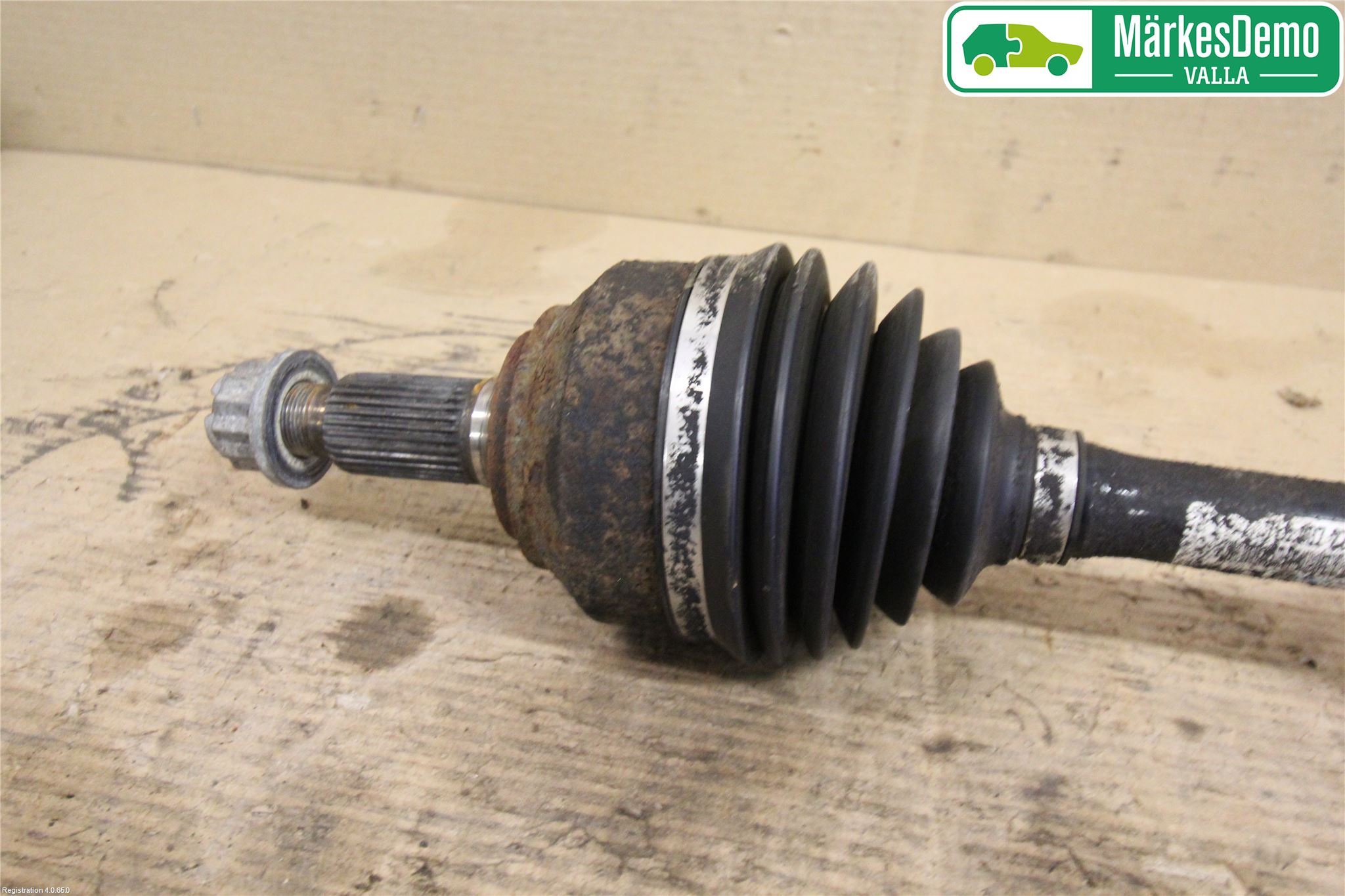 Audi Q7/SQ7 Drivaxel Fram Vä Hö