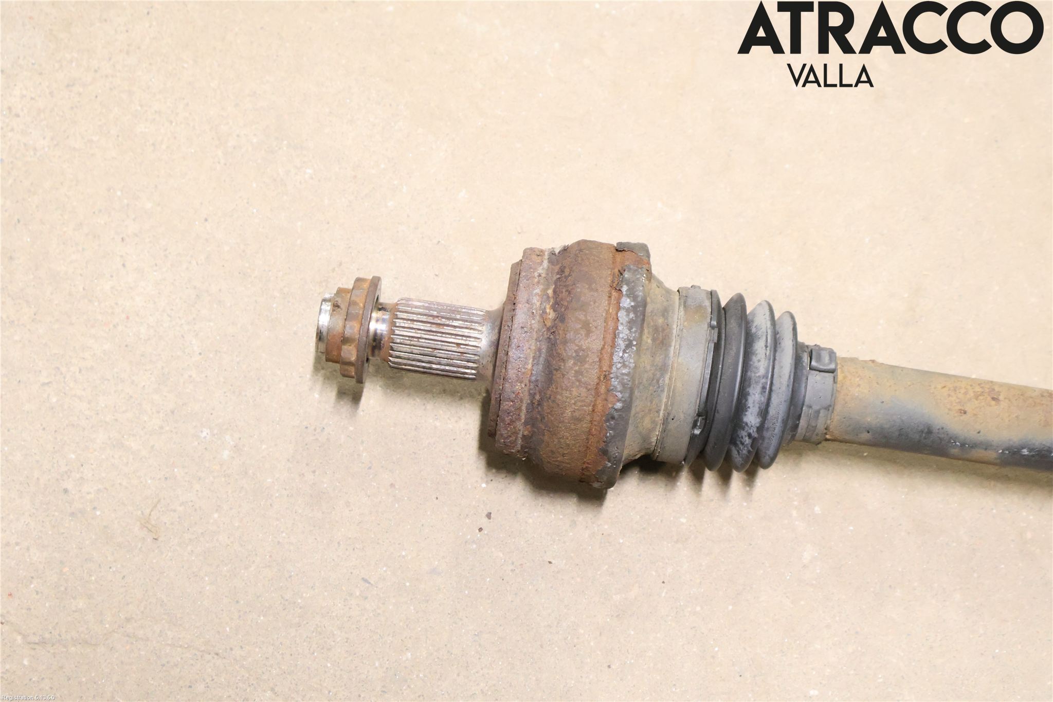 Mercedes-Benz MB C-KLASS (W204) 07-15 Drivaxel Bak Höger