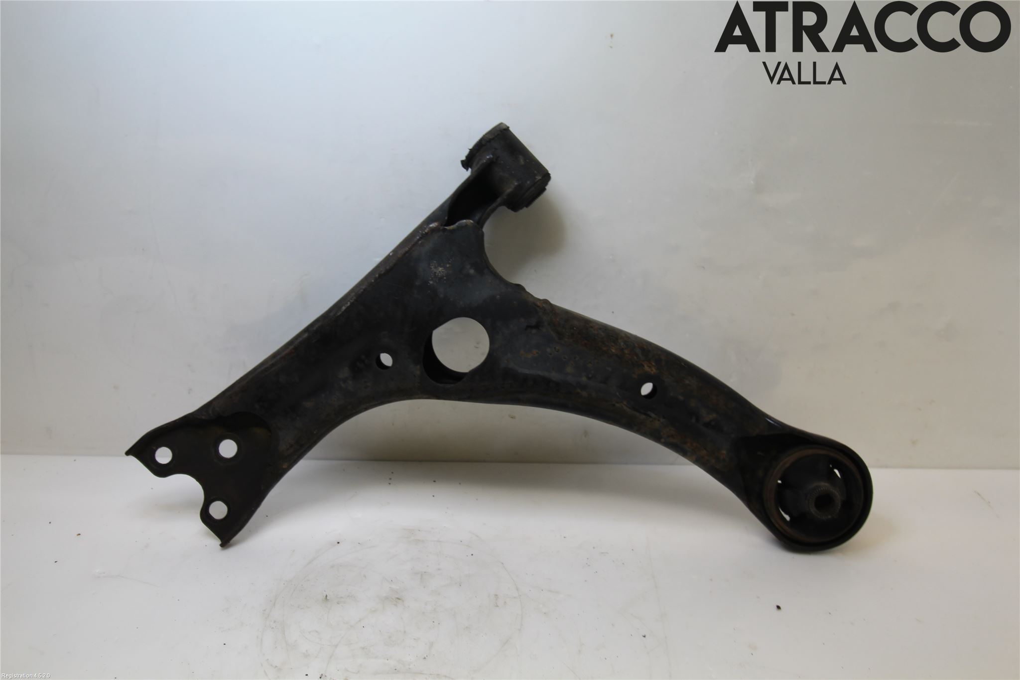 Toyota COROLLA 02-07 Bärarm Fram Undre Hö