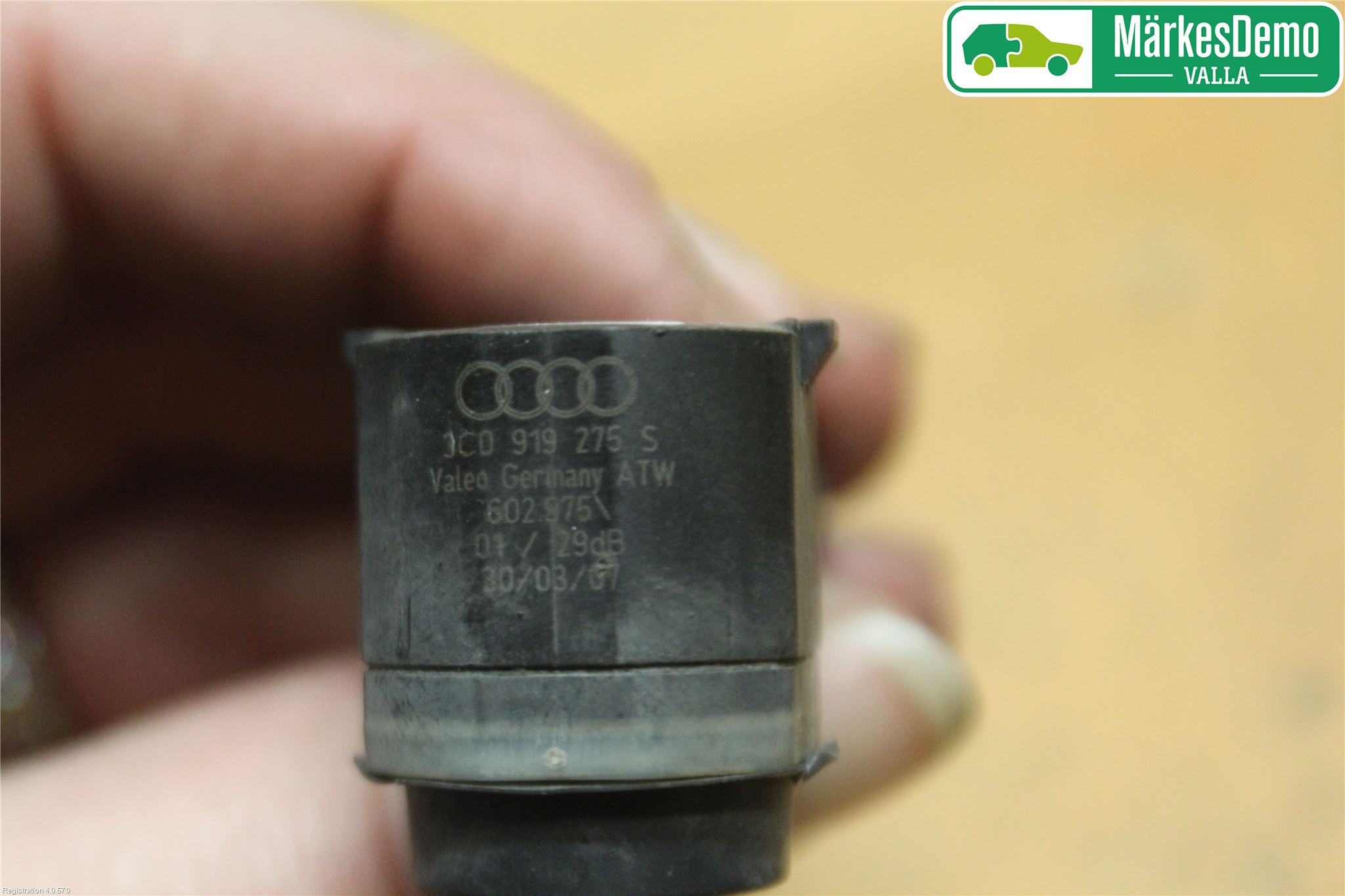 Volkswagen VW TOURAN 03-10 Parkeringshjälp Frontsensor