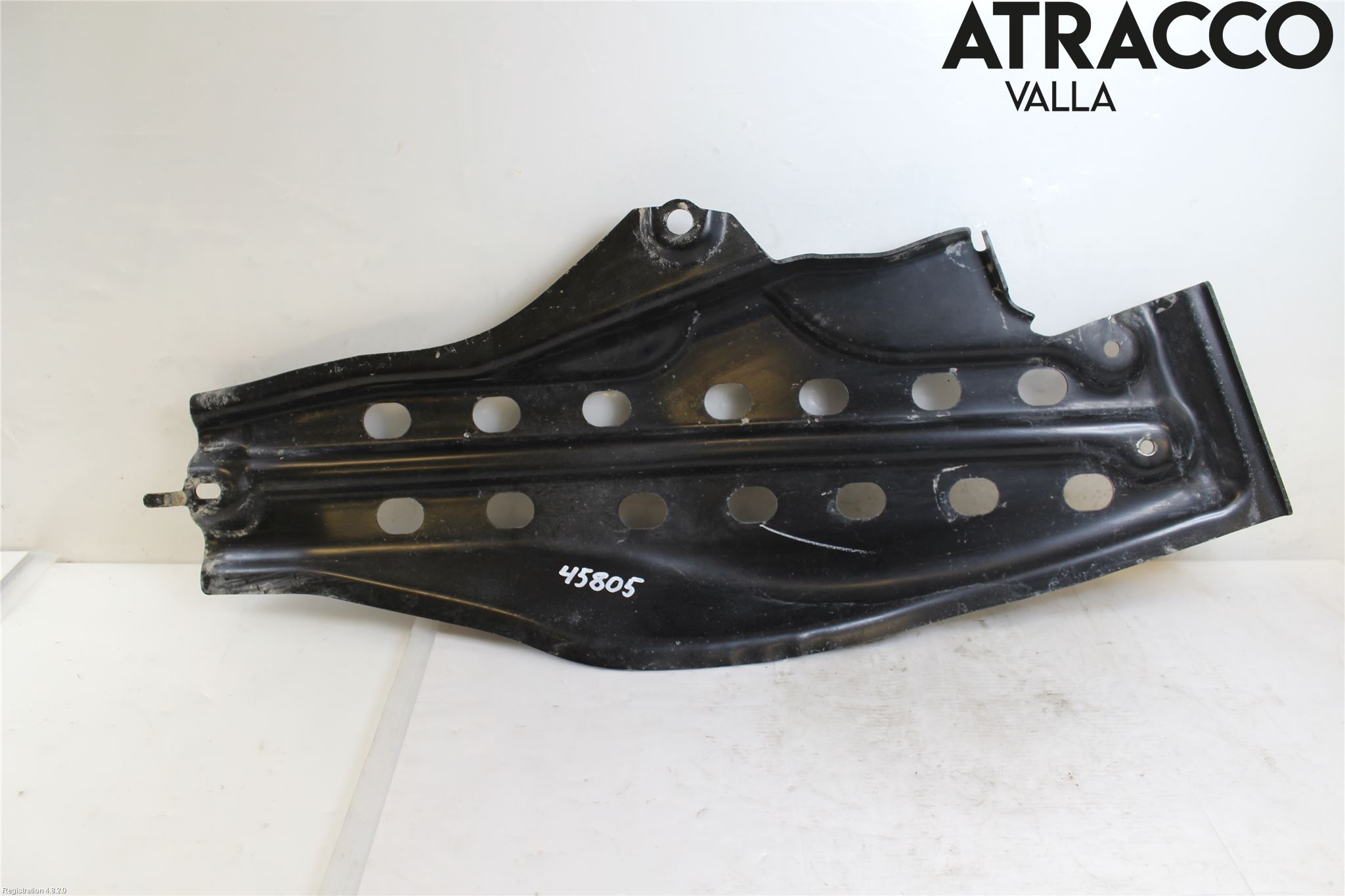 Toyota HILUX 16- Hasplåt Plåt-Plast