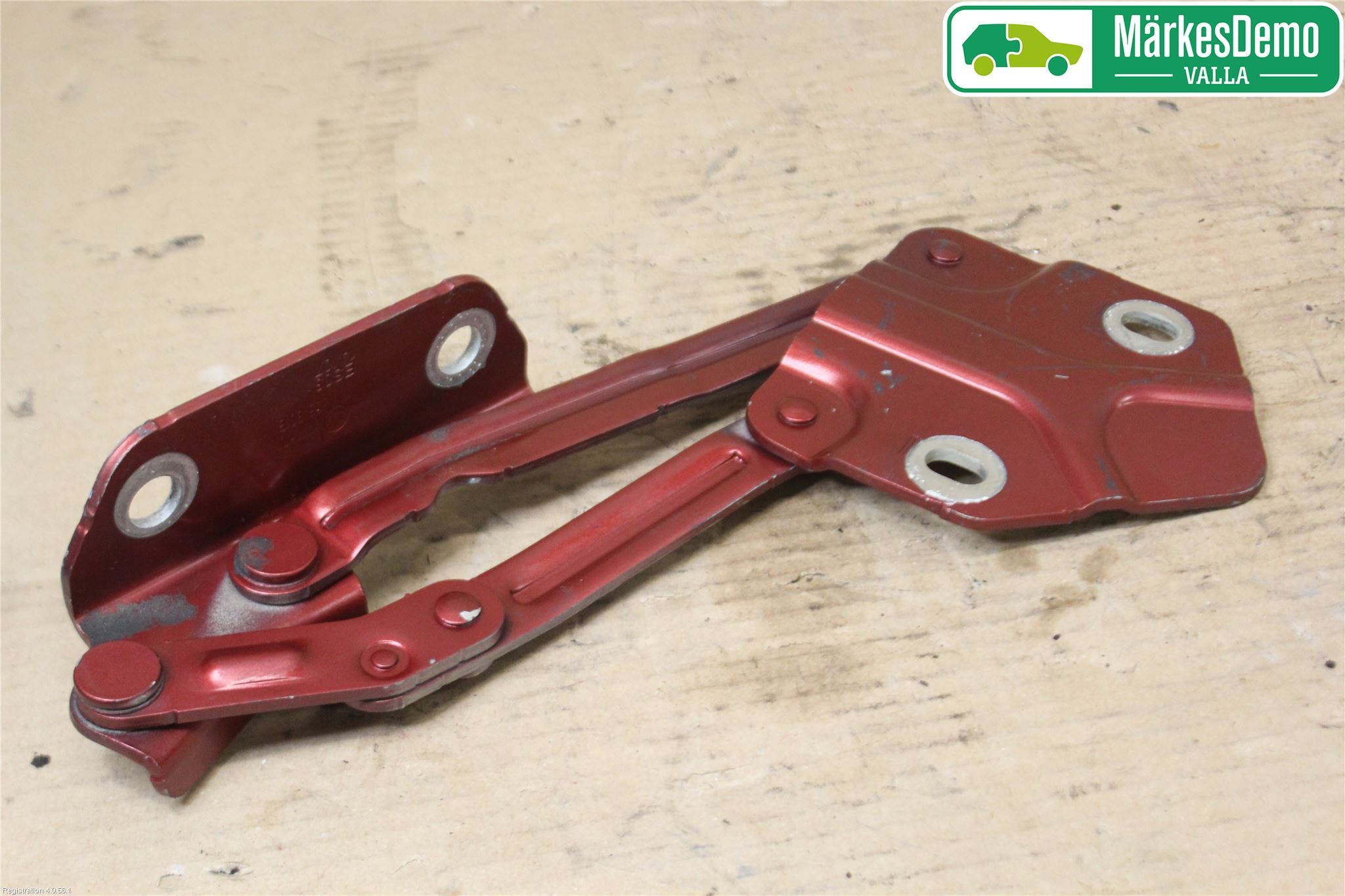 Volkswagen VW TOURAN 03-10 Huvgångjärn