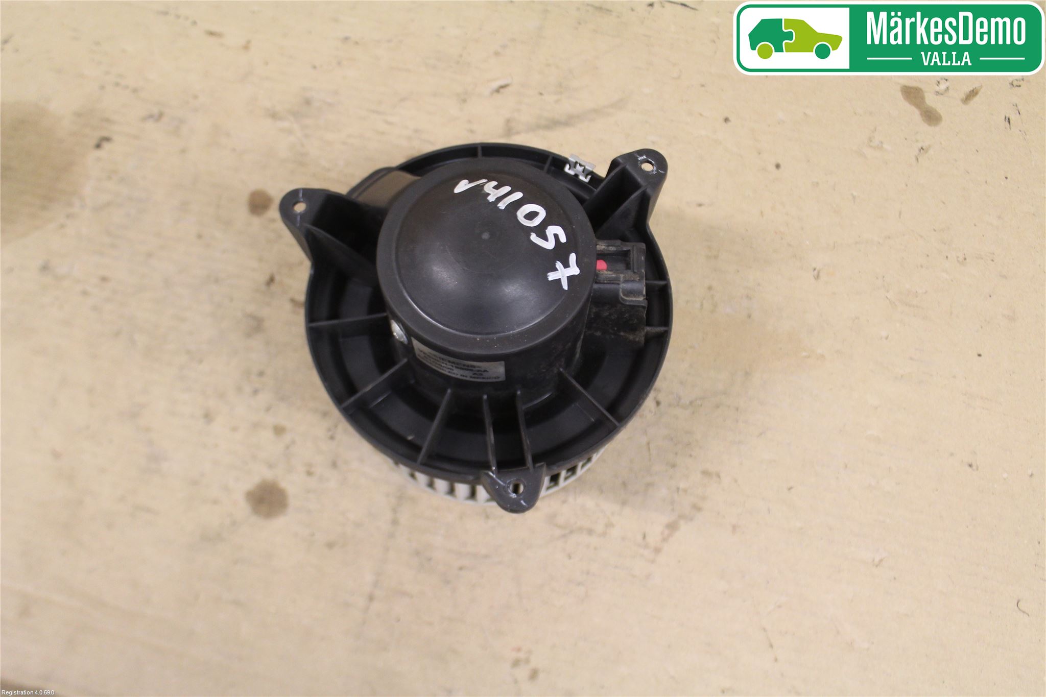 Nissan NAVARA 05-16 Värmefläkt