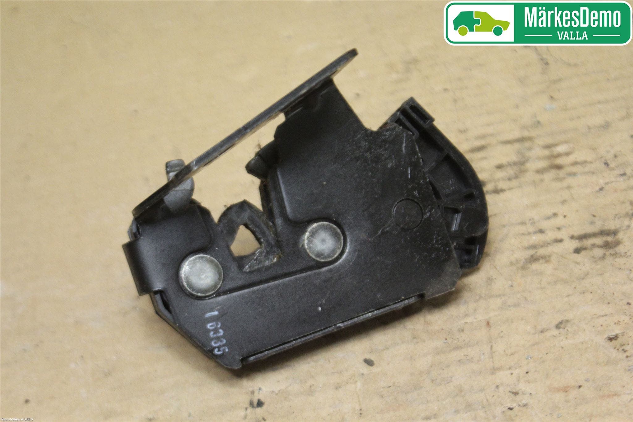 Volvo XC90 03-06 Låskista Baklucka