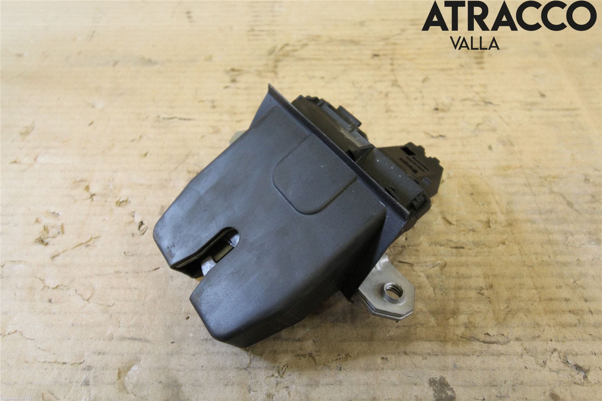 Ford FOCUS 11-14 Låskista Baklucka