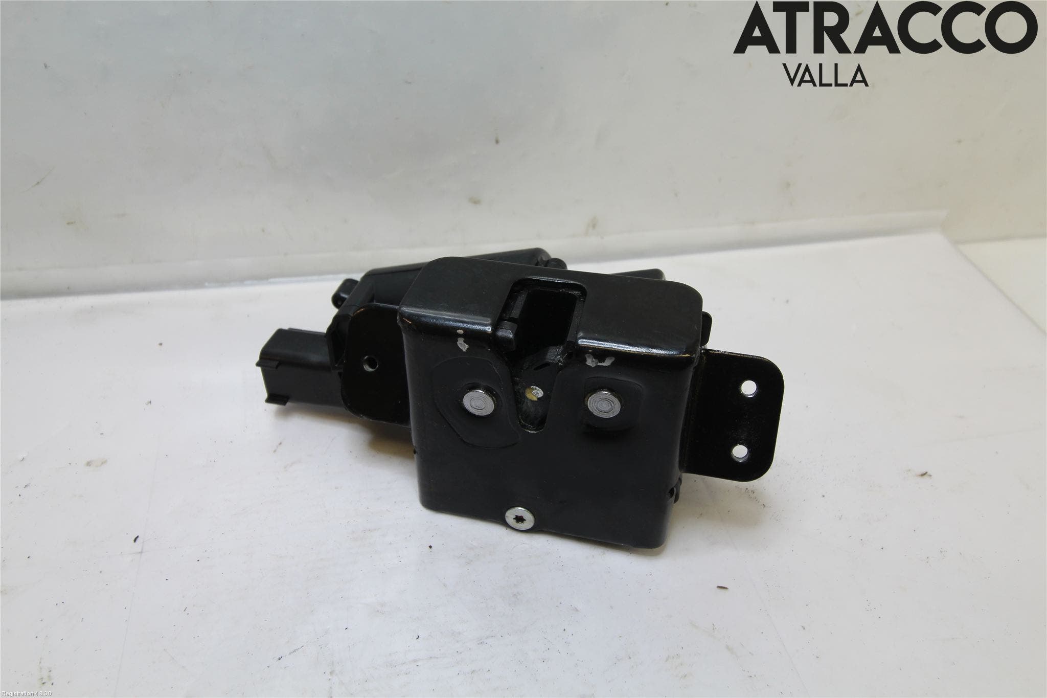 Opel INSIGNIA 09-16 Låskista Baklucka